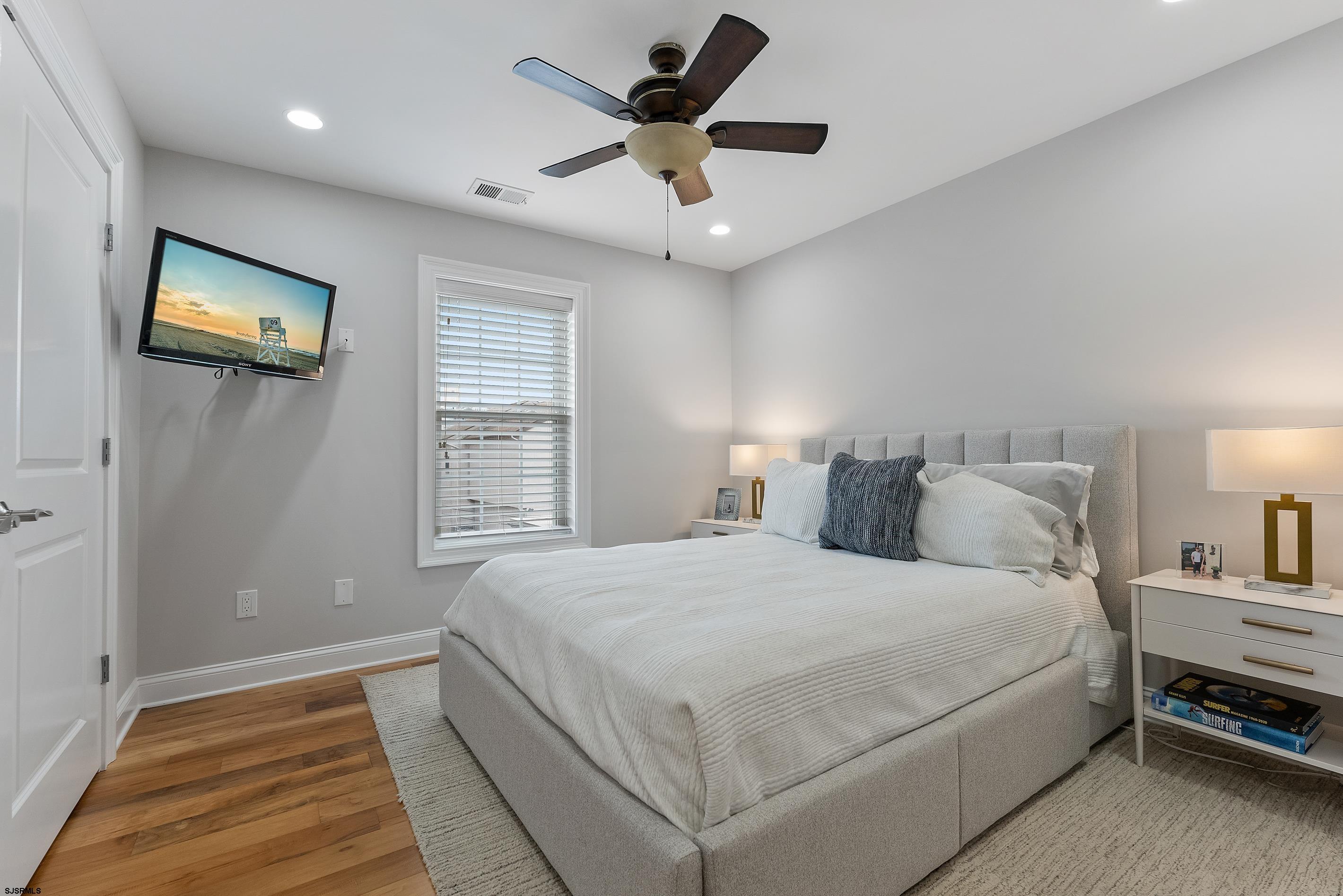 7 N Adams Ave Unit: B