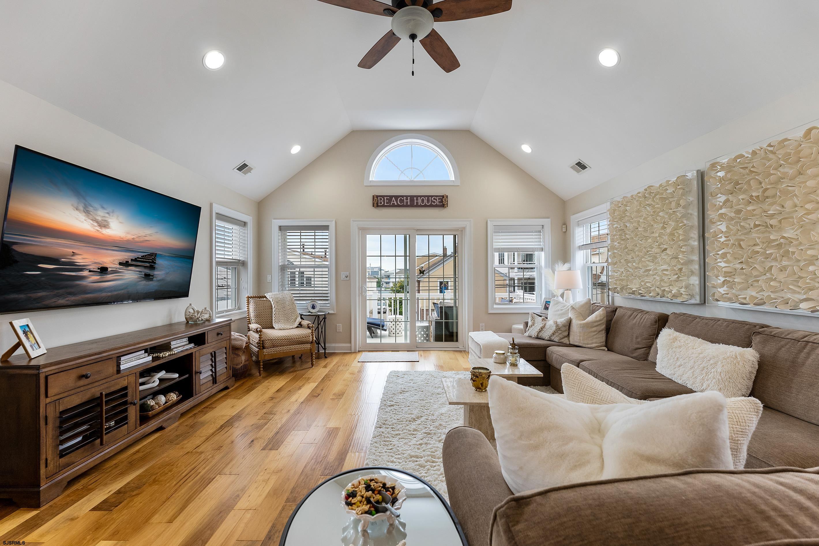 7 N Adams Ave Unit: B