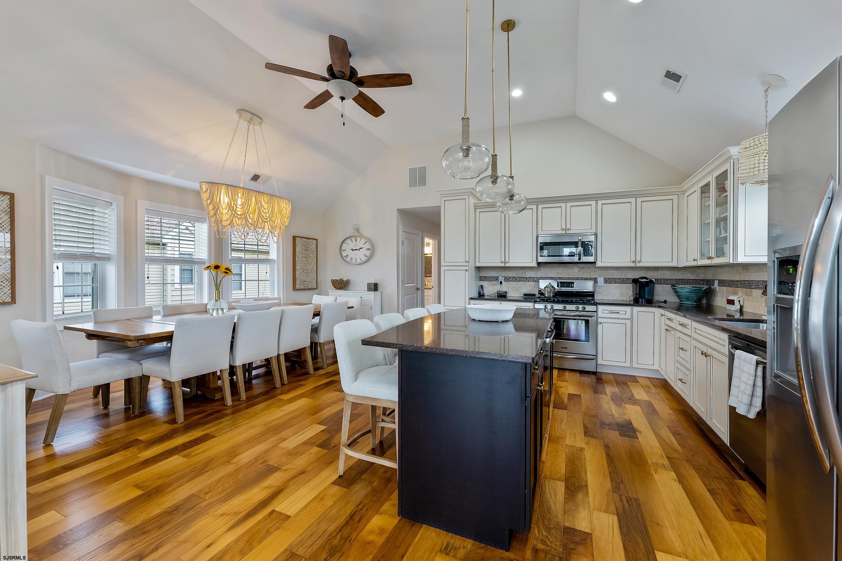 7 N Adams Ave Unit: B