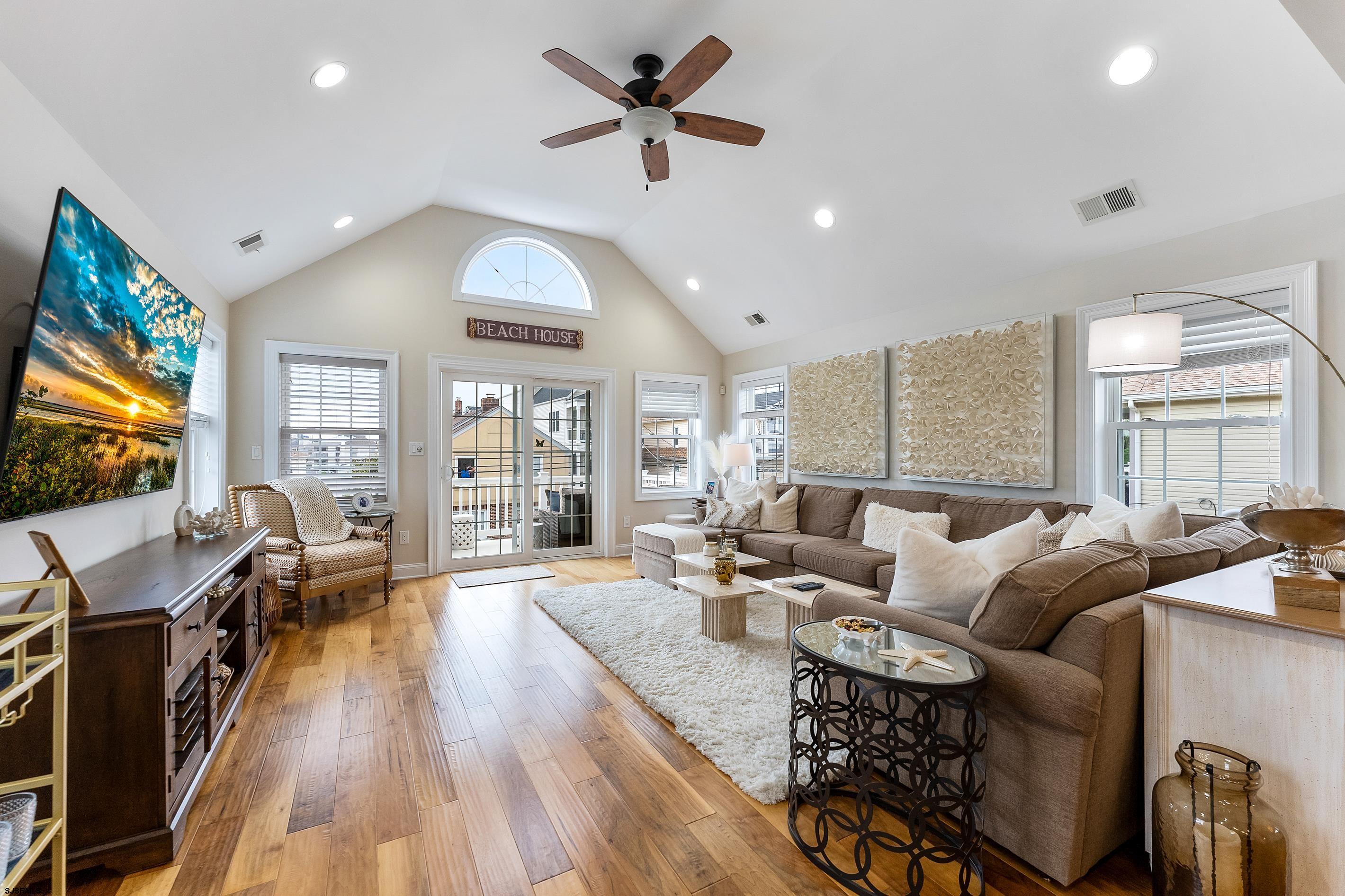 7 N Adams Ave Unit: B
