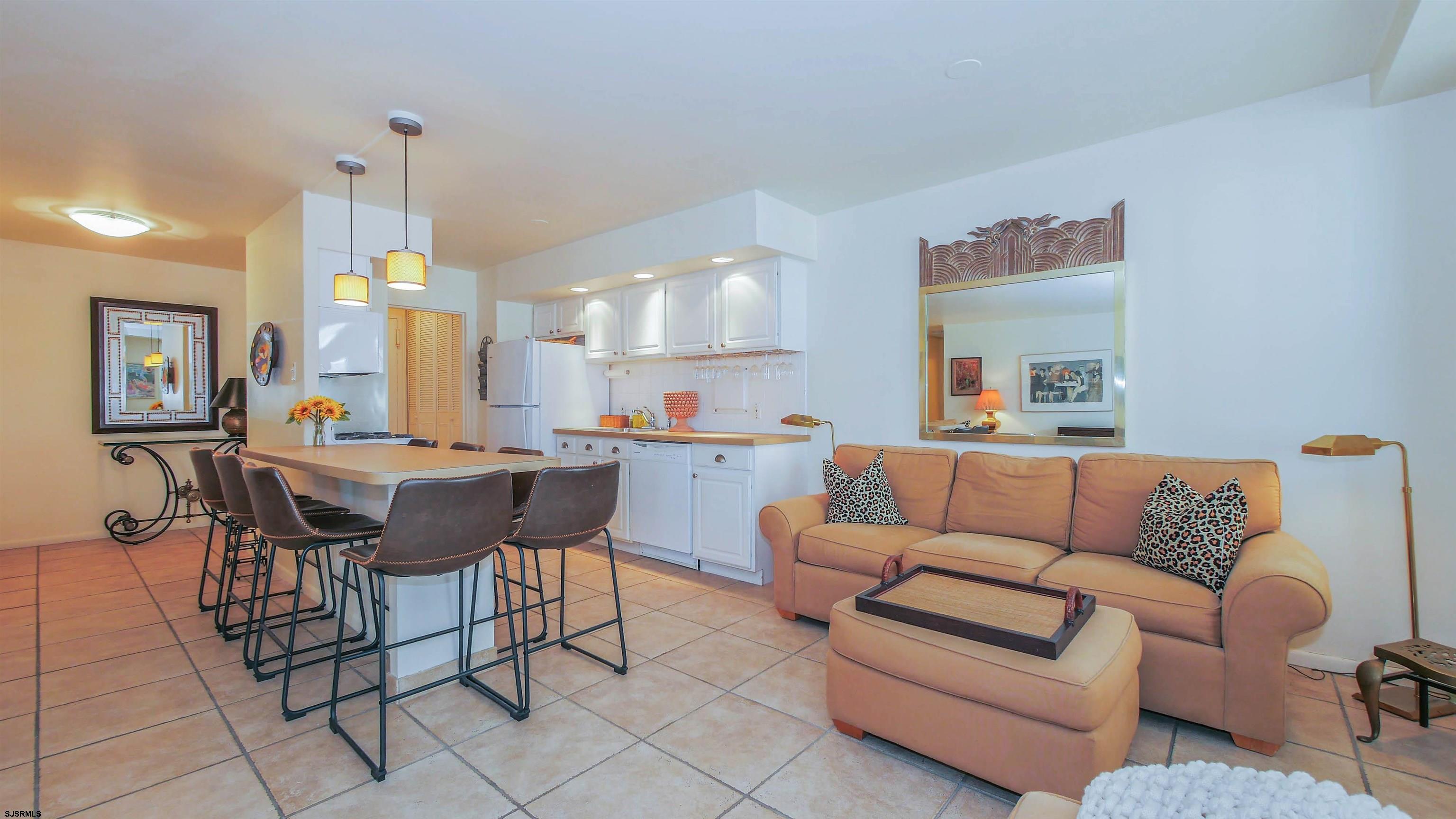 101 S Plaza Pl Unit: 702