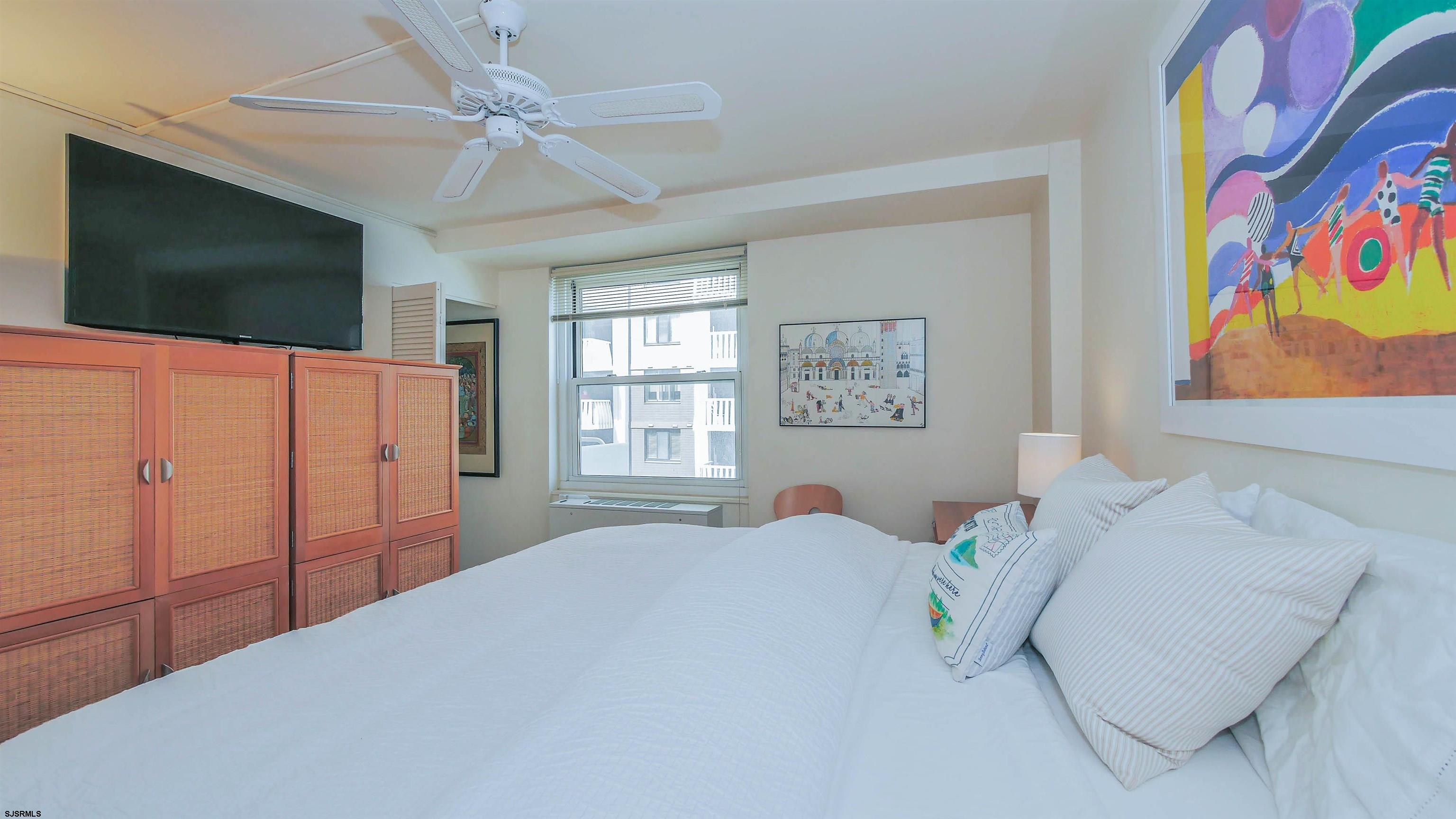 101 S Plaza Pl Unit: 702