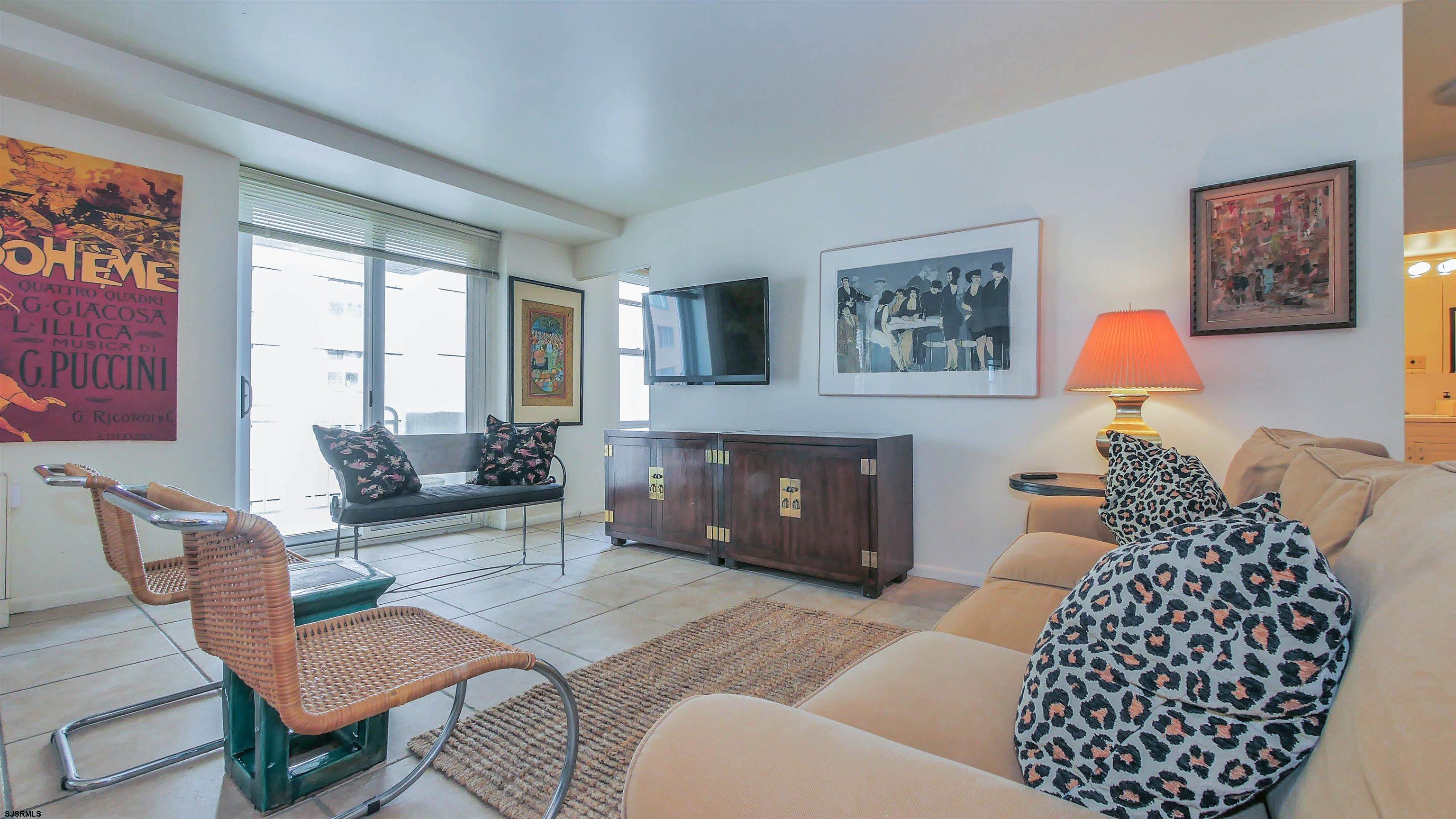101 S Plaza Pl Unit: 702