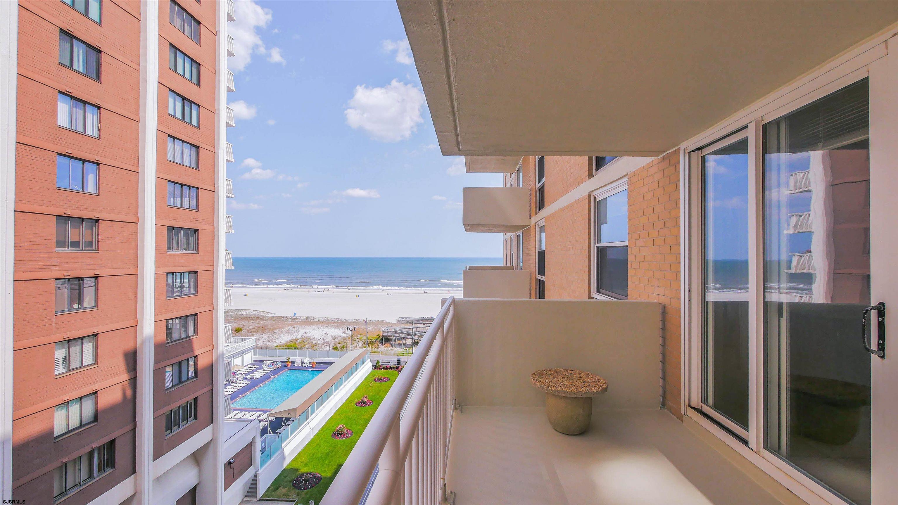 101 S Plaza Pl Unit: 702