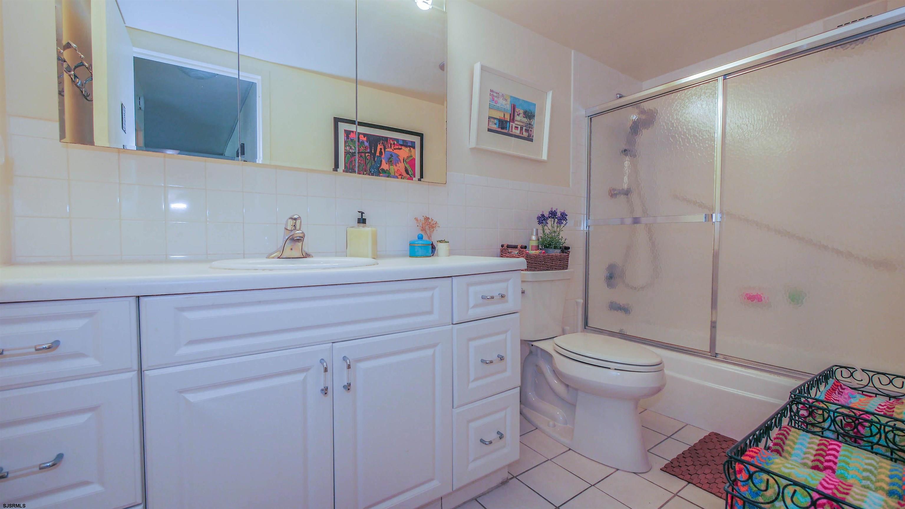 101 S Plaza Pl Unit: 702