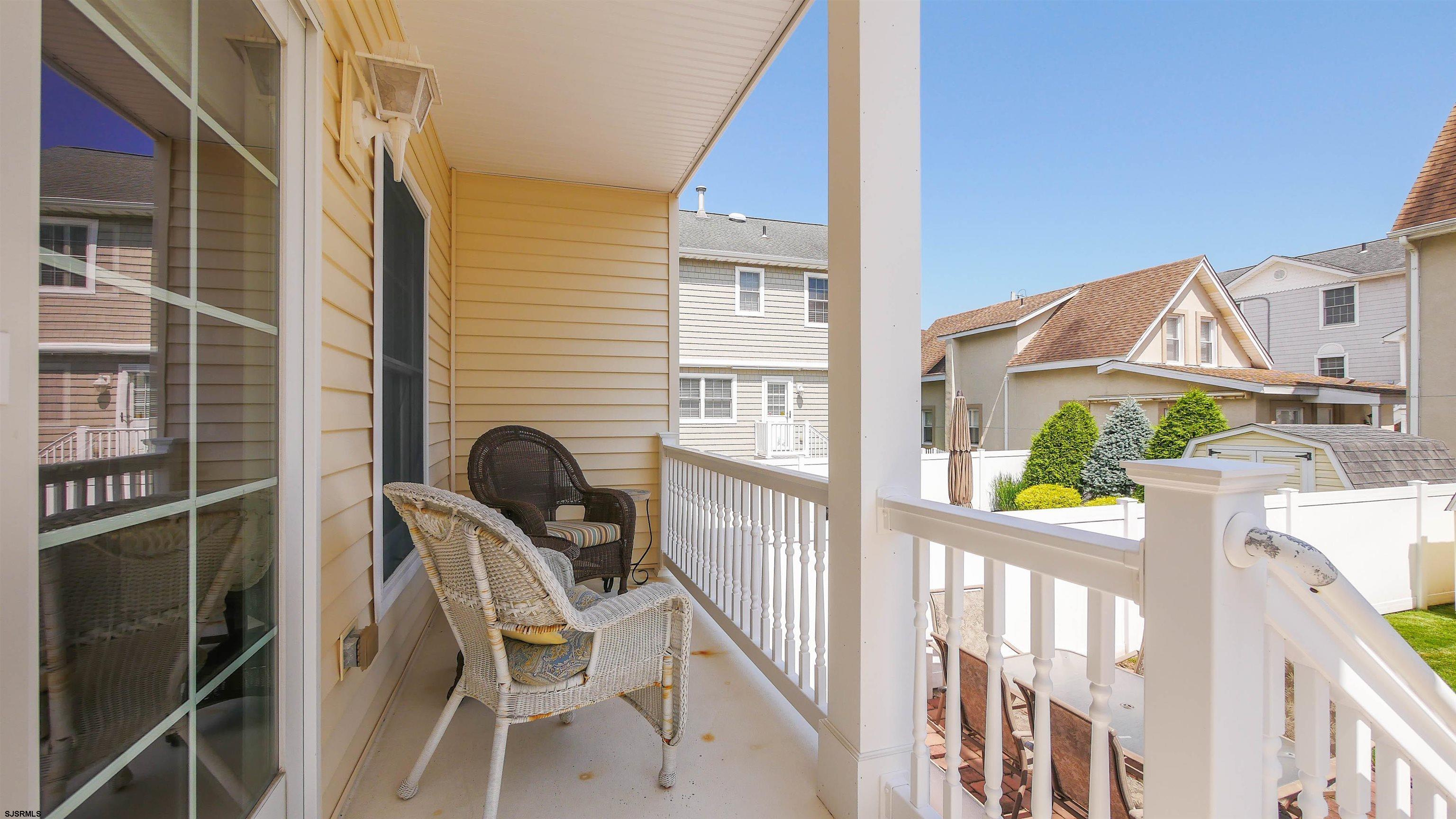 9404 Winchester Ave Unit: B