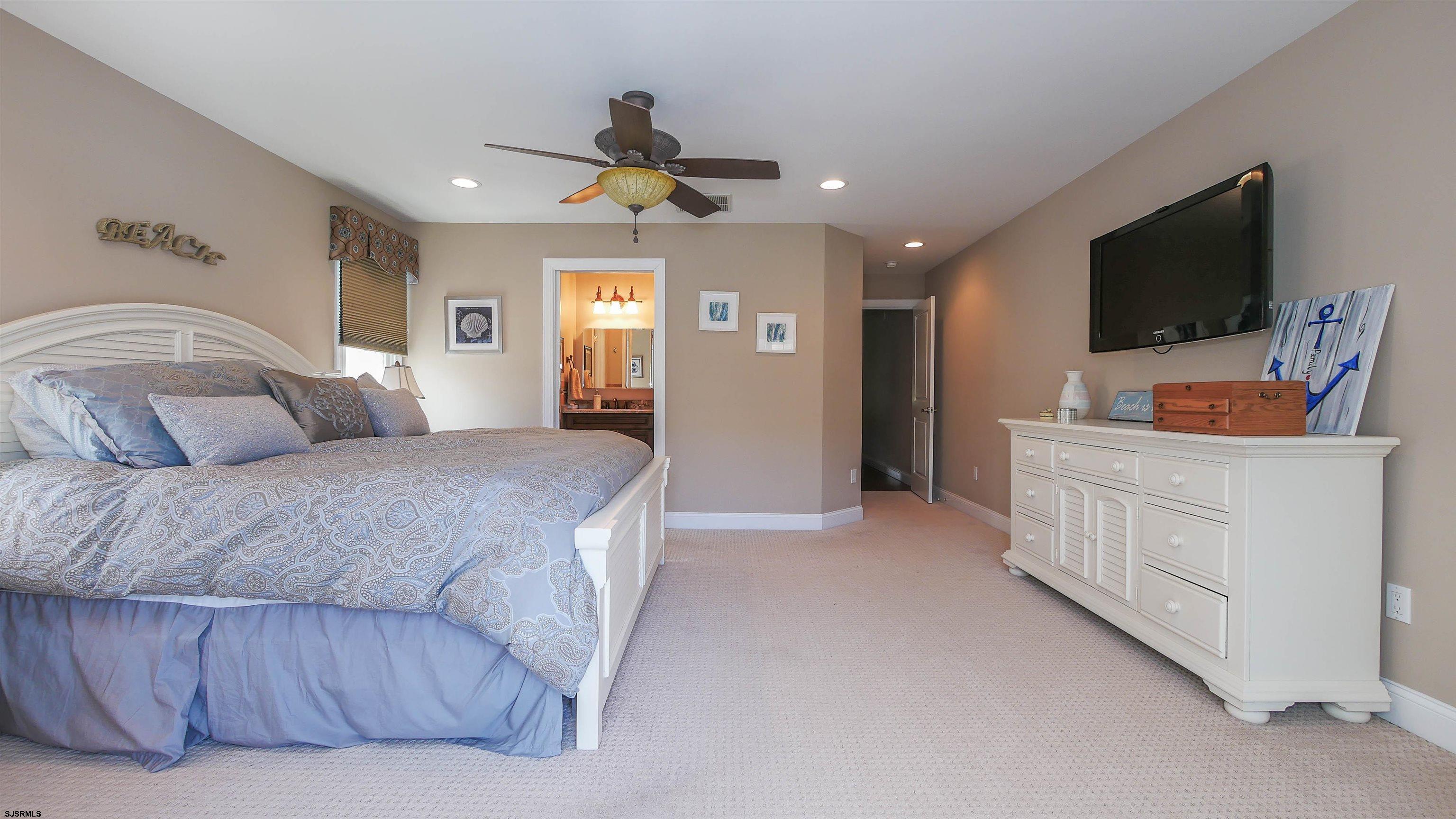9404 Winchester Ave Unit: B