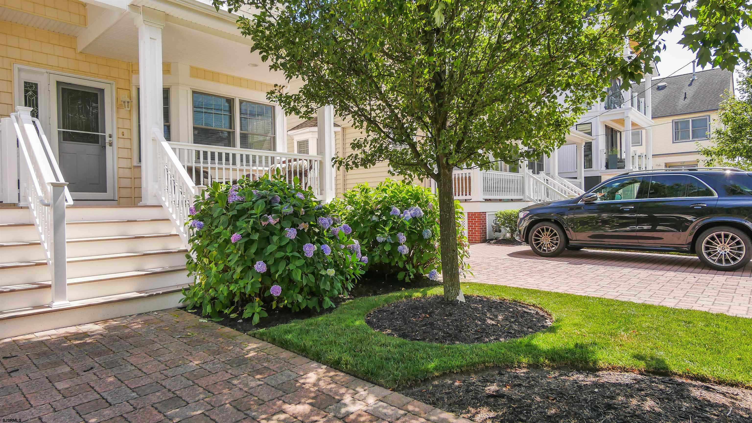 9404 Winchester Ave Unit: B