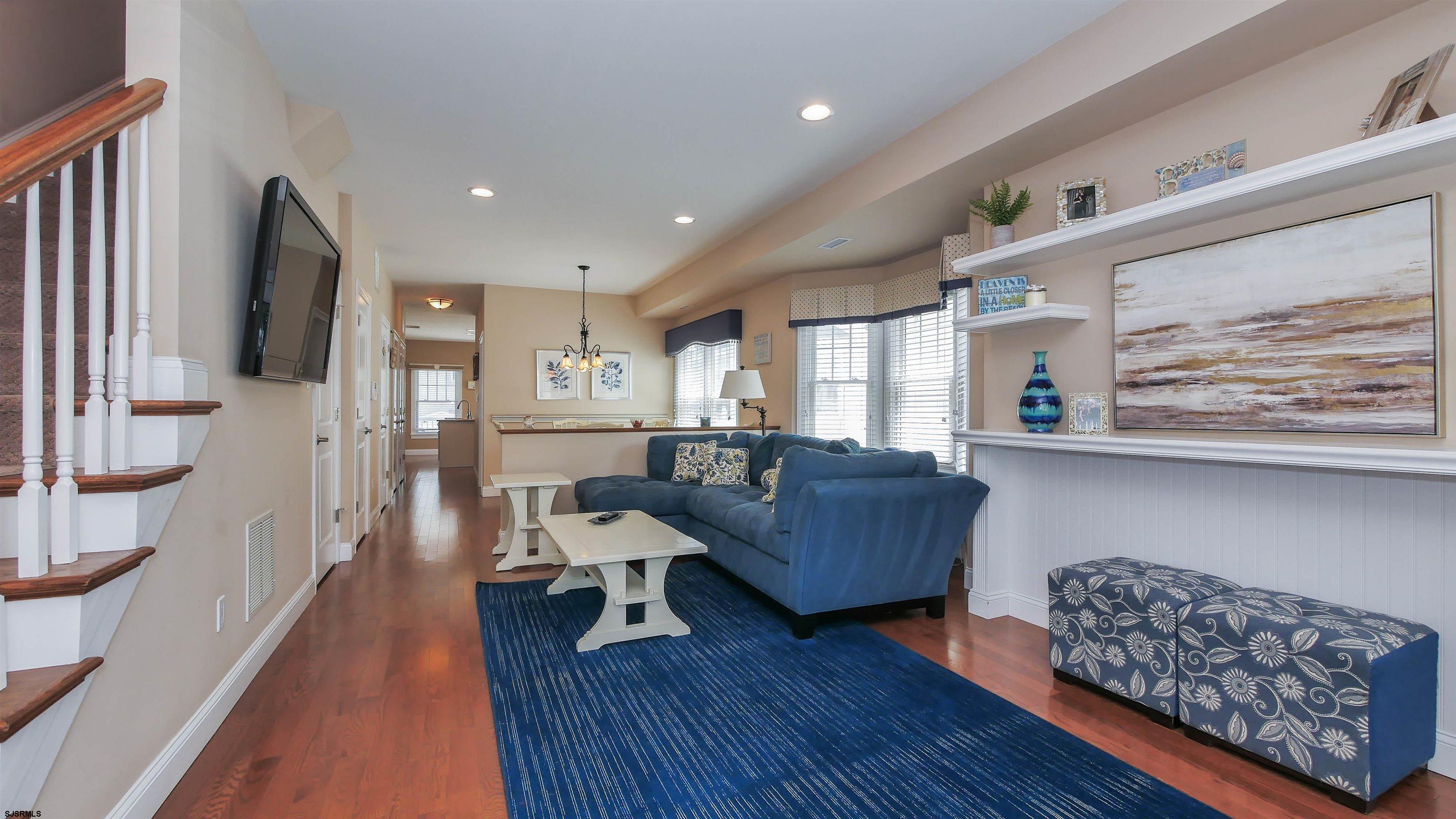 9404 Winchester Ave Unit: B