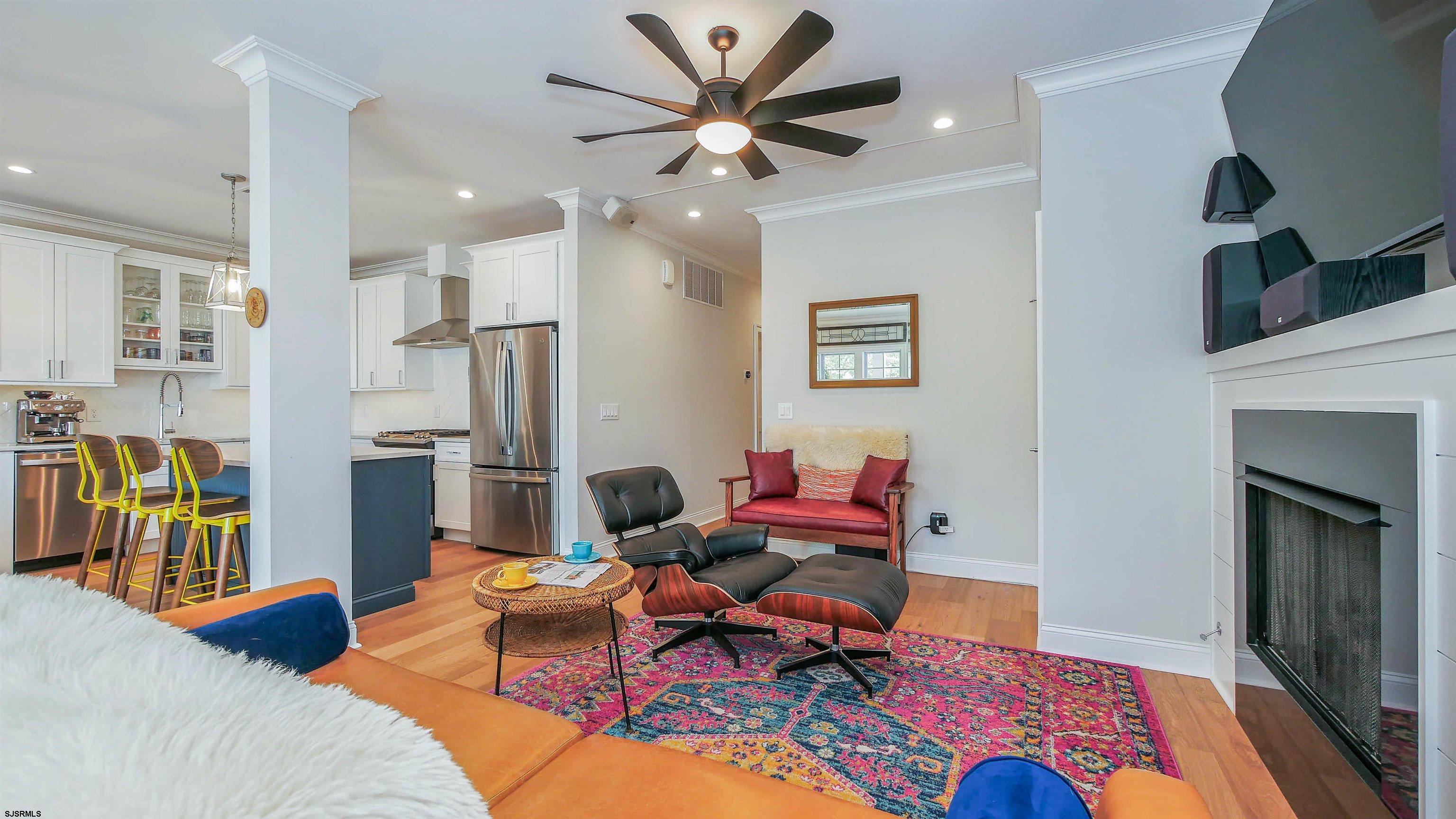 14 S Hillside Ave Unit: A