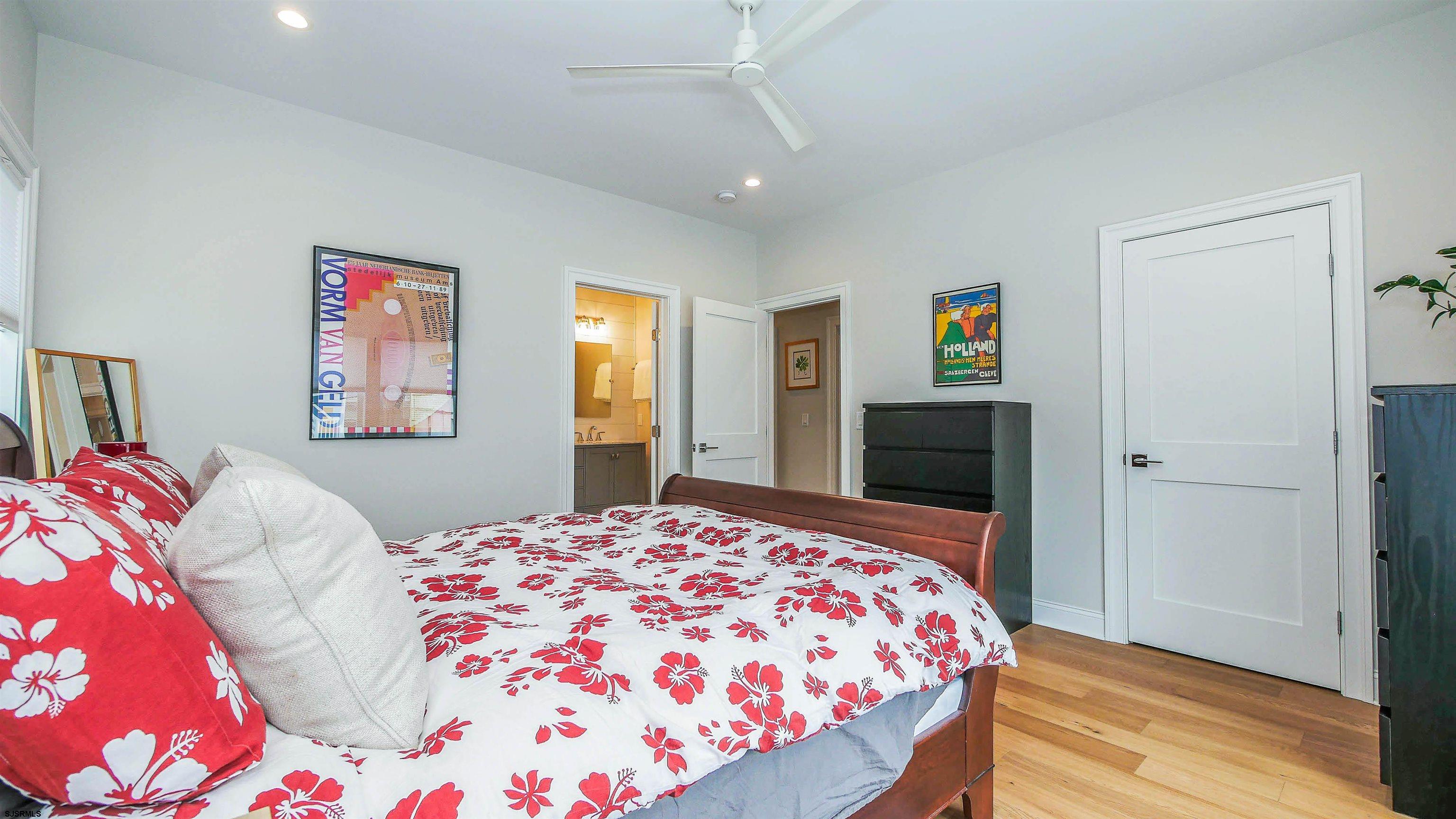 14 S Hillside Ave Unit: A