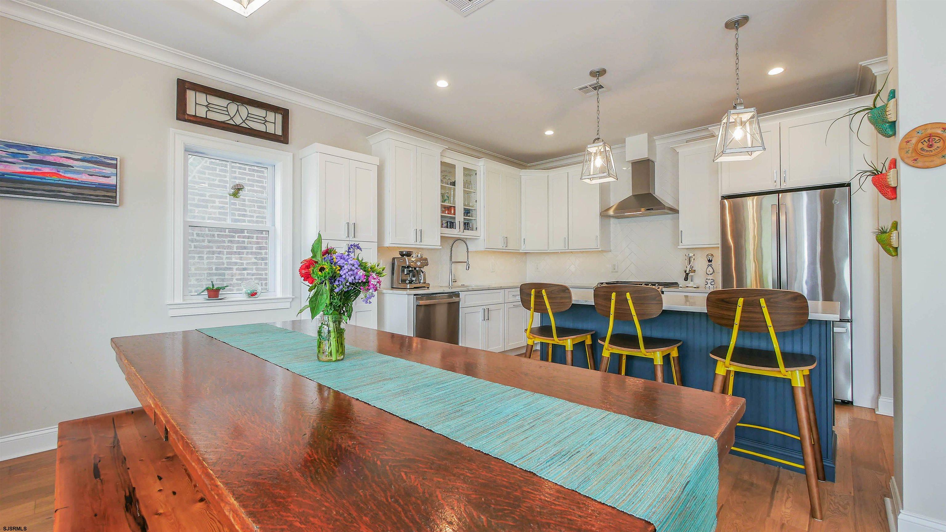 14 S Hillside Ave Unit: A