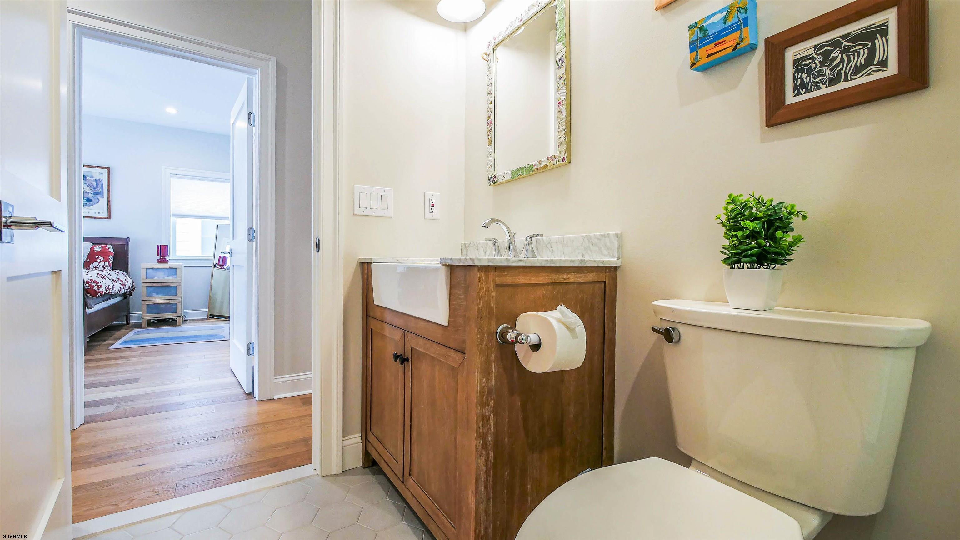 14 S Hillside Ave Unit: A