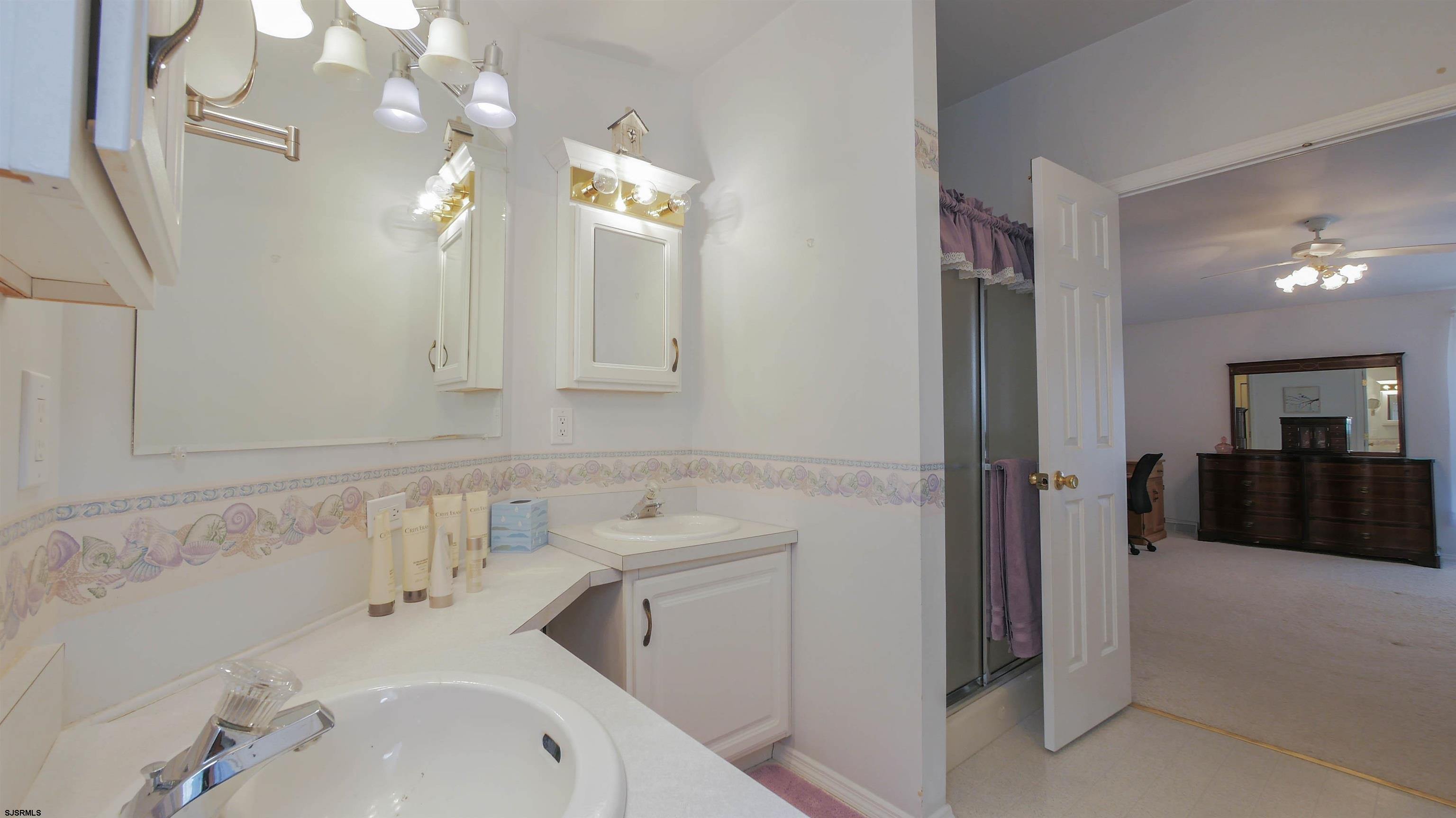 85 Oakmont Dr