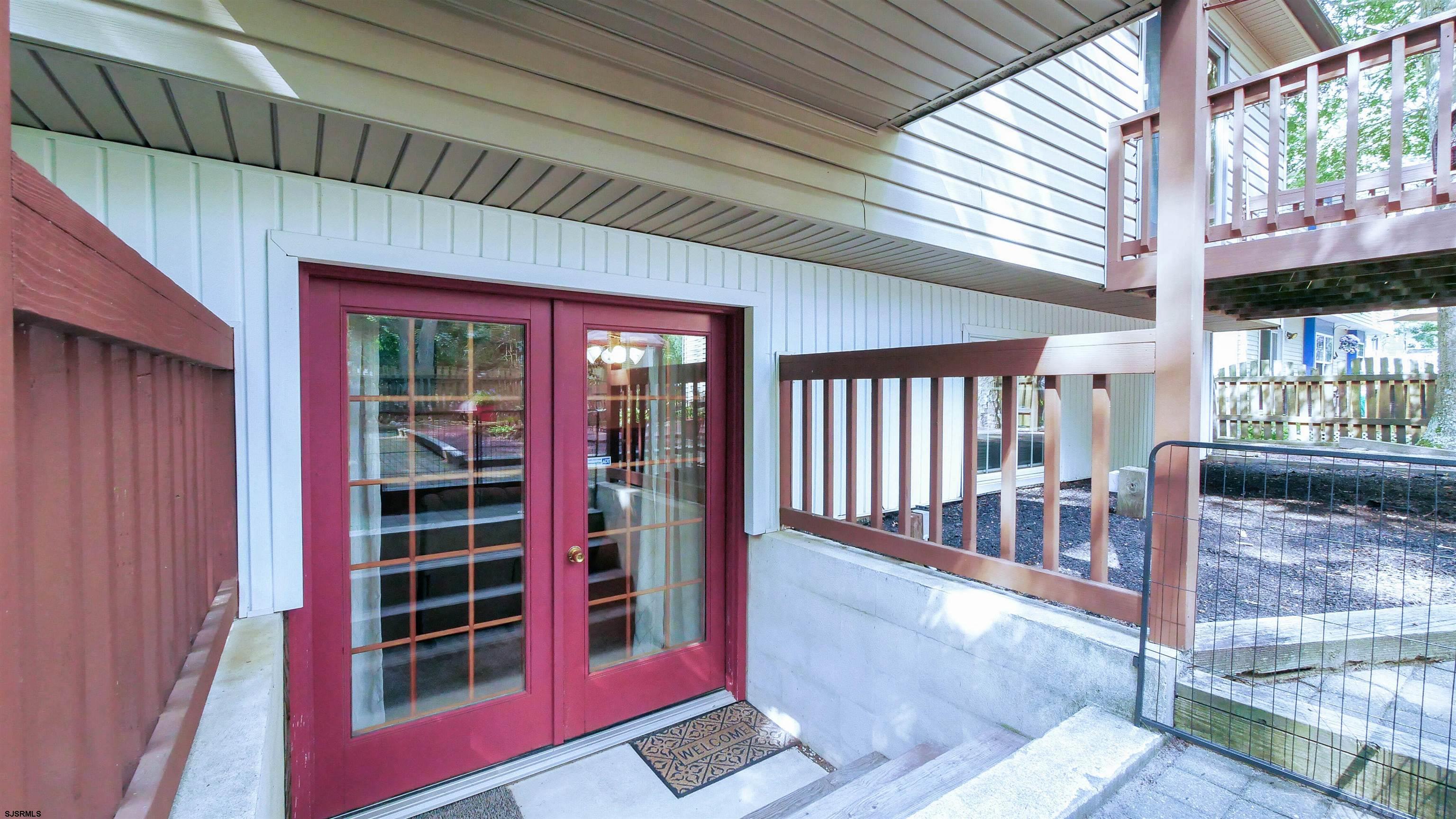 517 Cornwall Dr