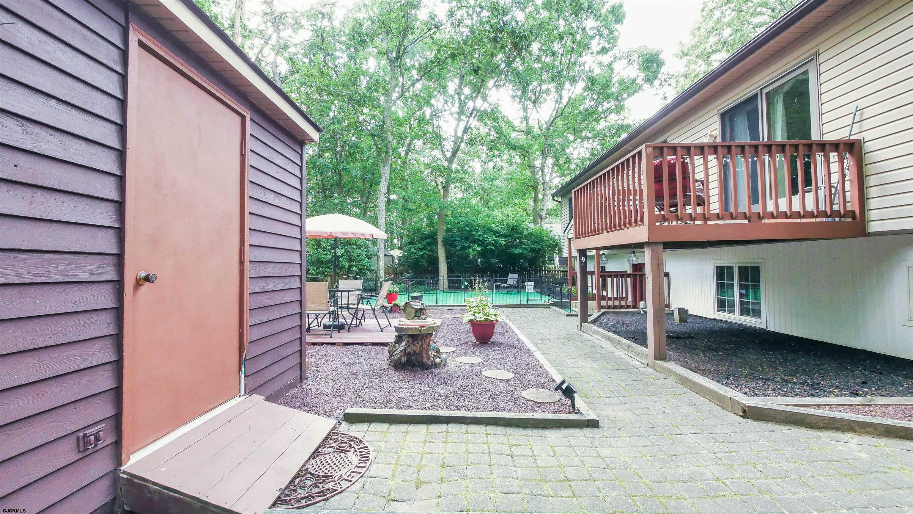 517 Cornwall Dr