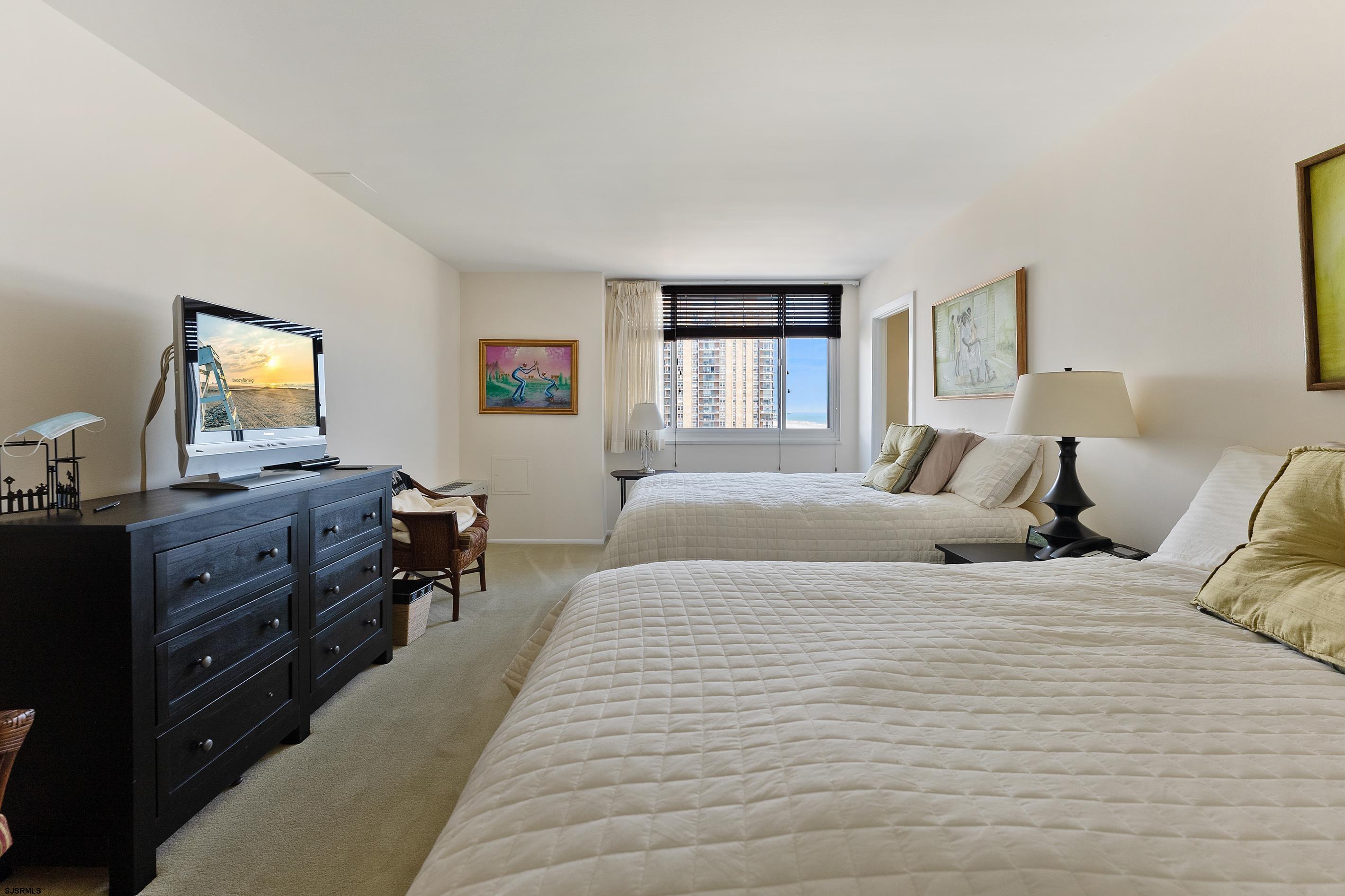 5000 Boardwalk Unit: 614