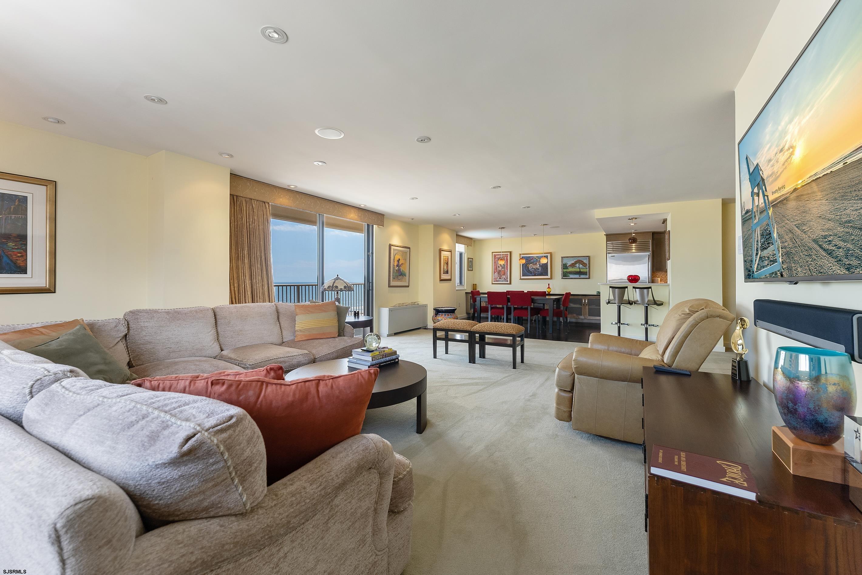 5000 Boardwalk Unit: 614