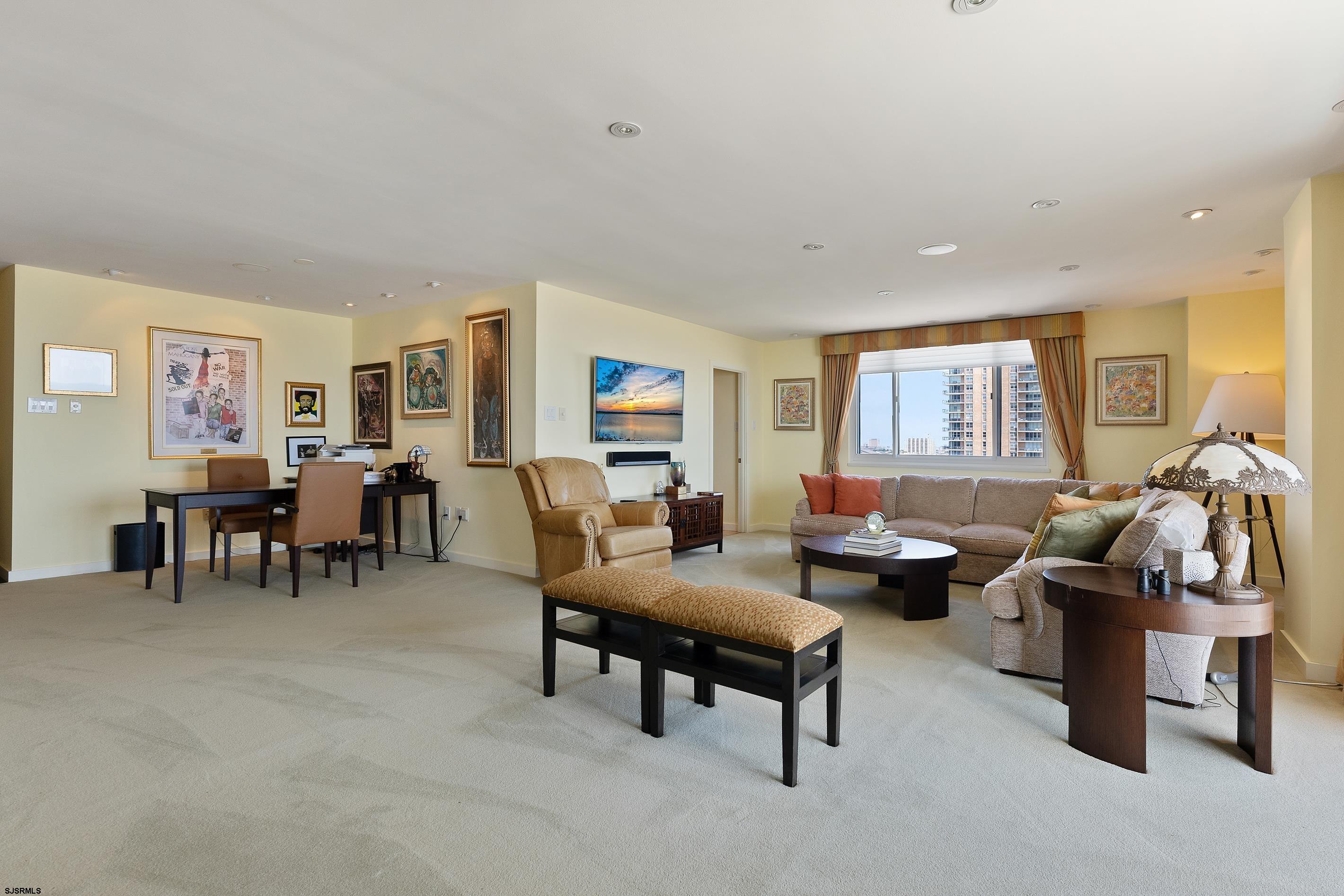 5000 Boardwalk Unit: 614