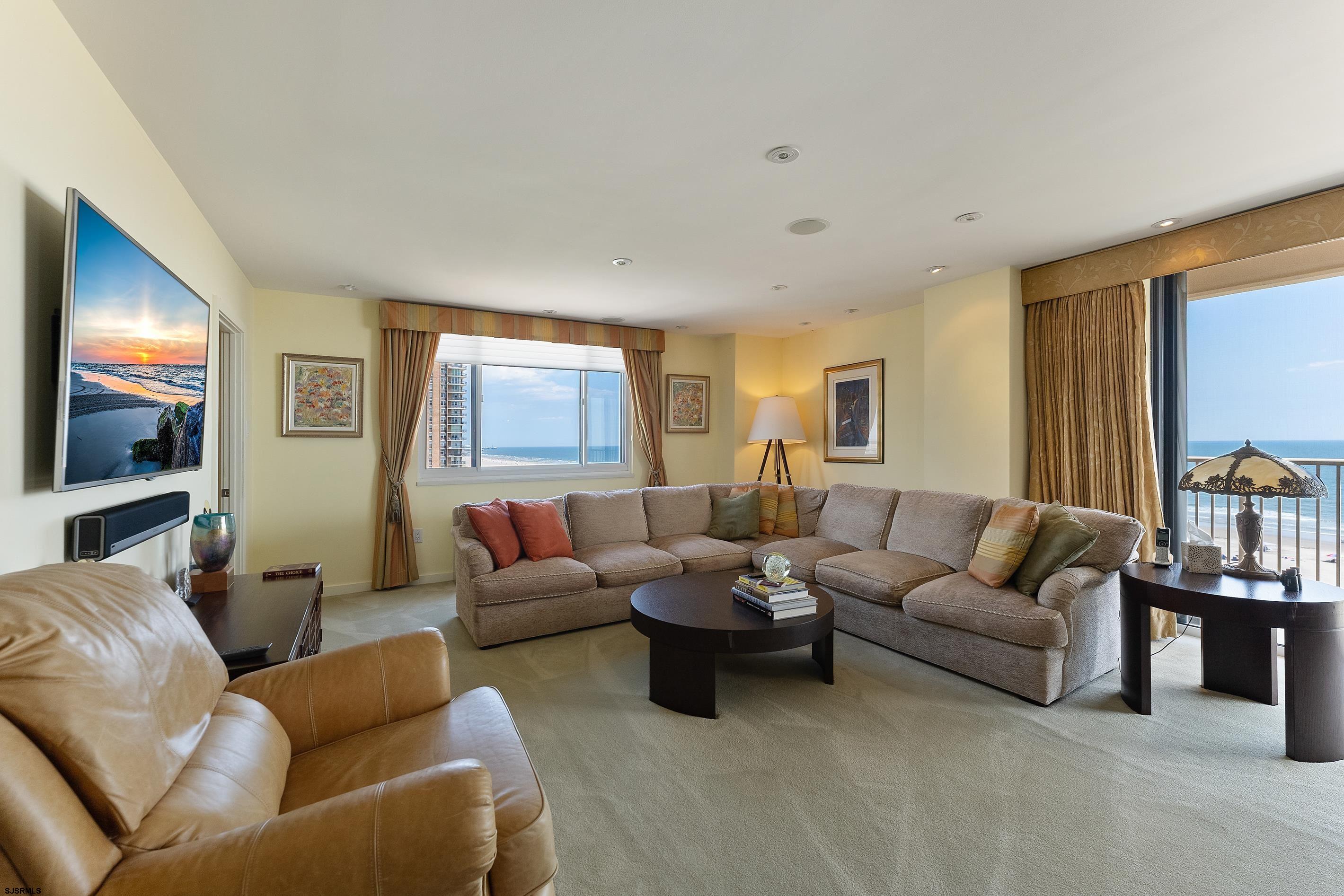 5000 Boardwalk Unit: 614