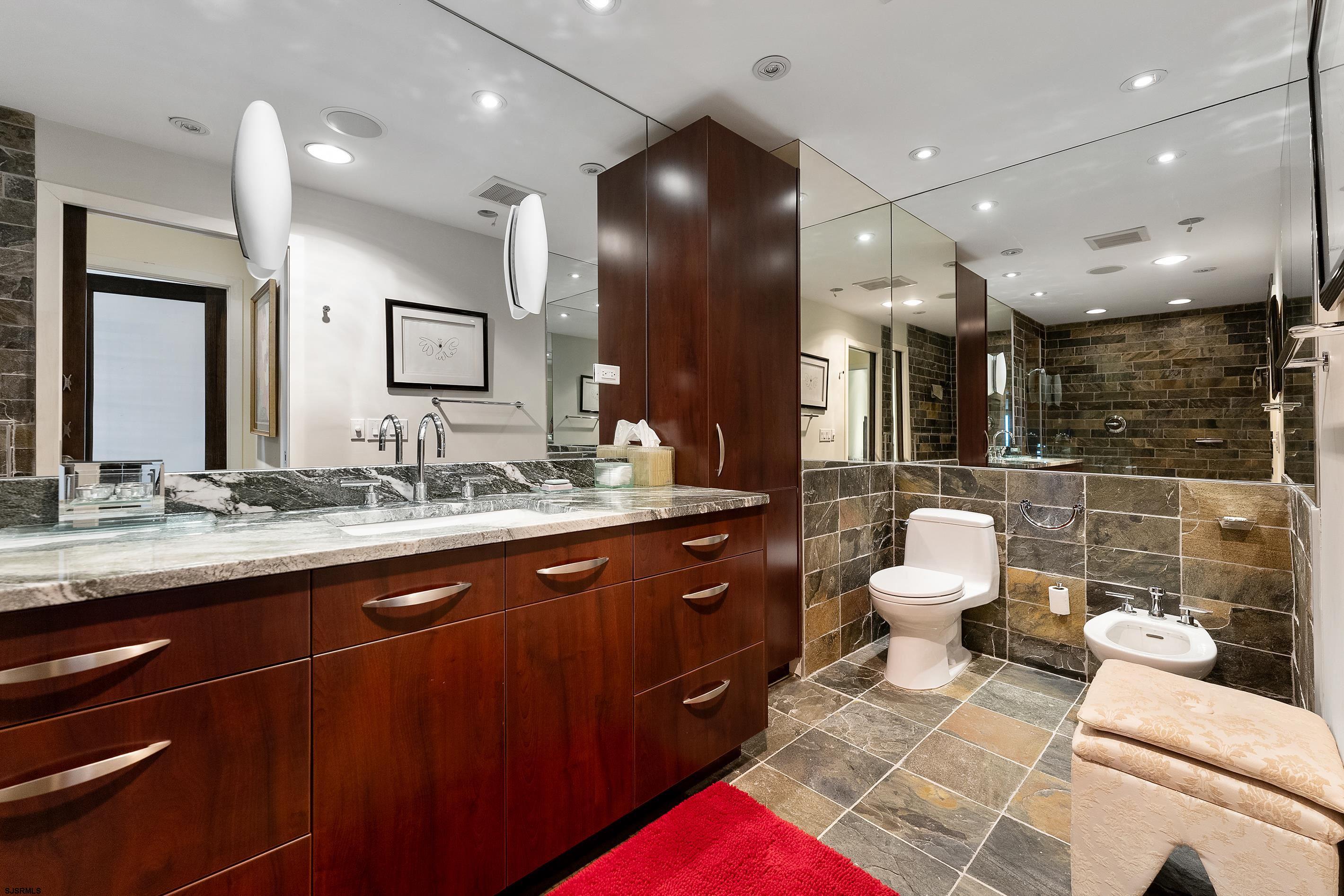 5000 Boardwalk Unit: 614