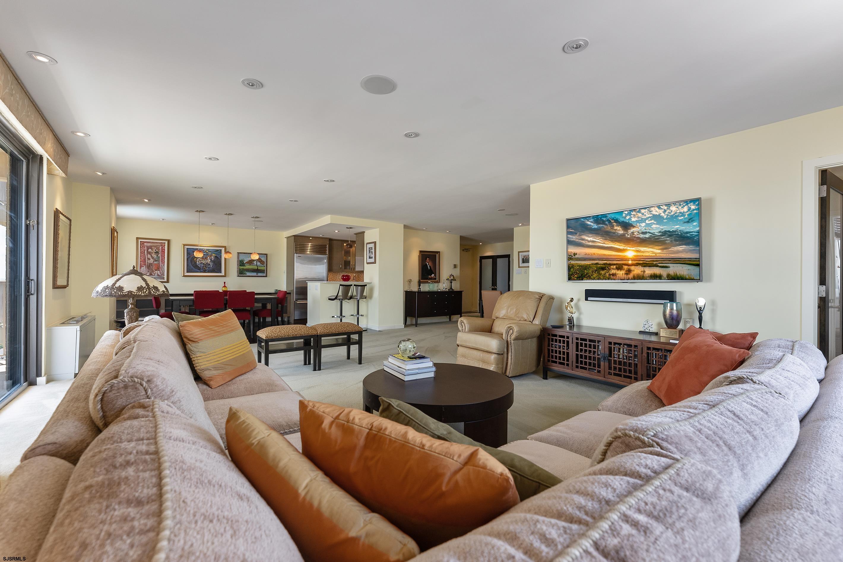 5000 Boardwalk Unit: 614