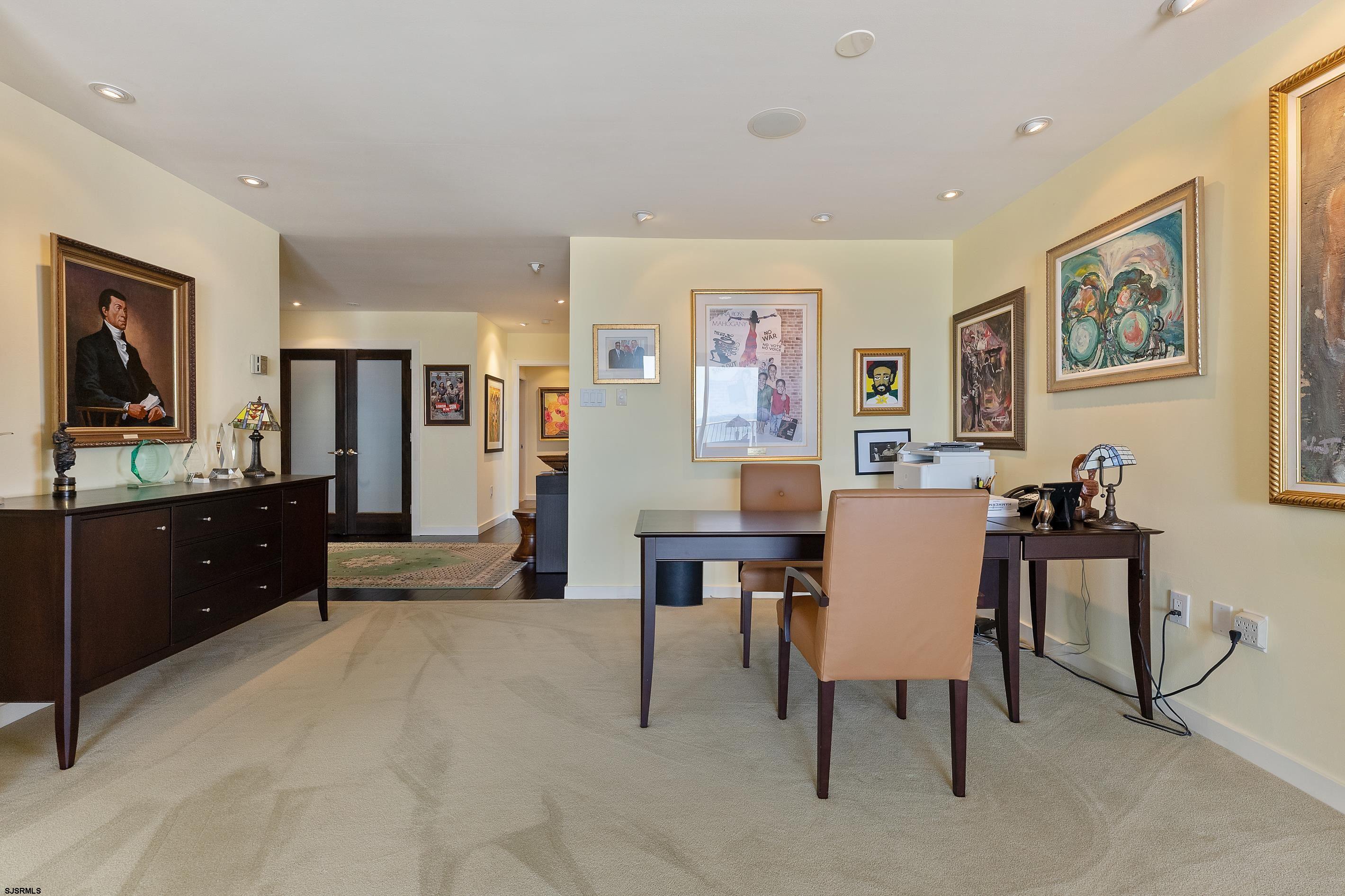5000 Boardwalk Unit: 614