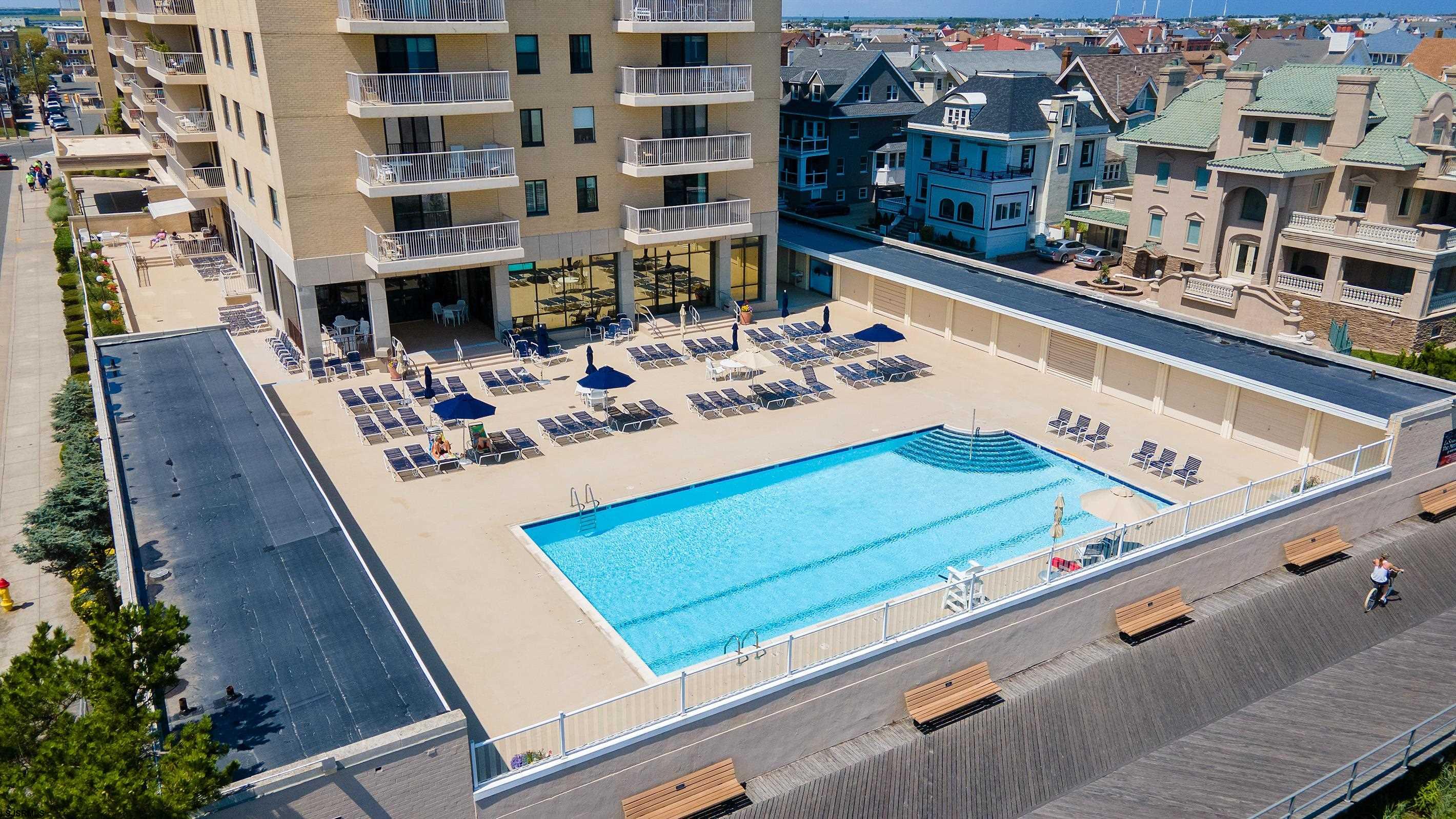 5000 Boardwalk Unit: 614