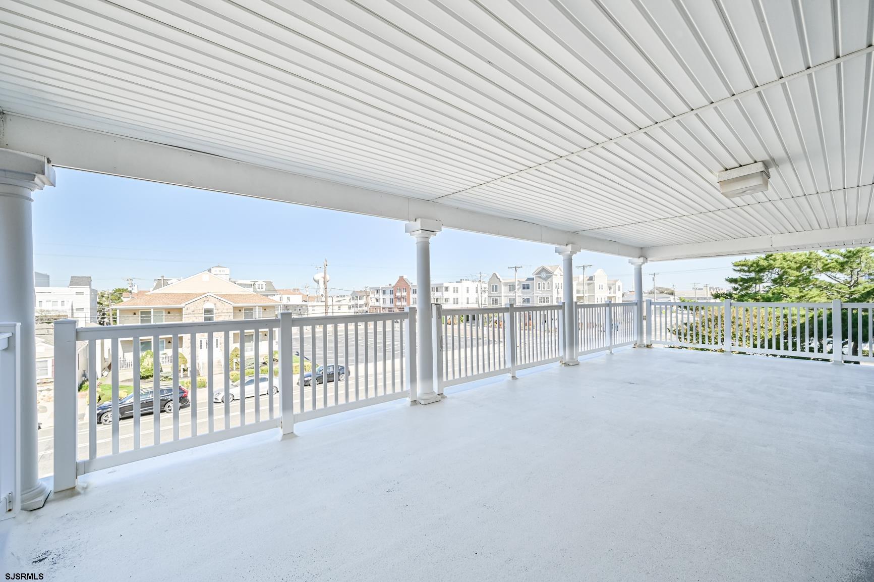 9300 Atlantic Ave Unit: 307