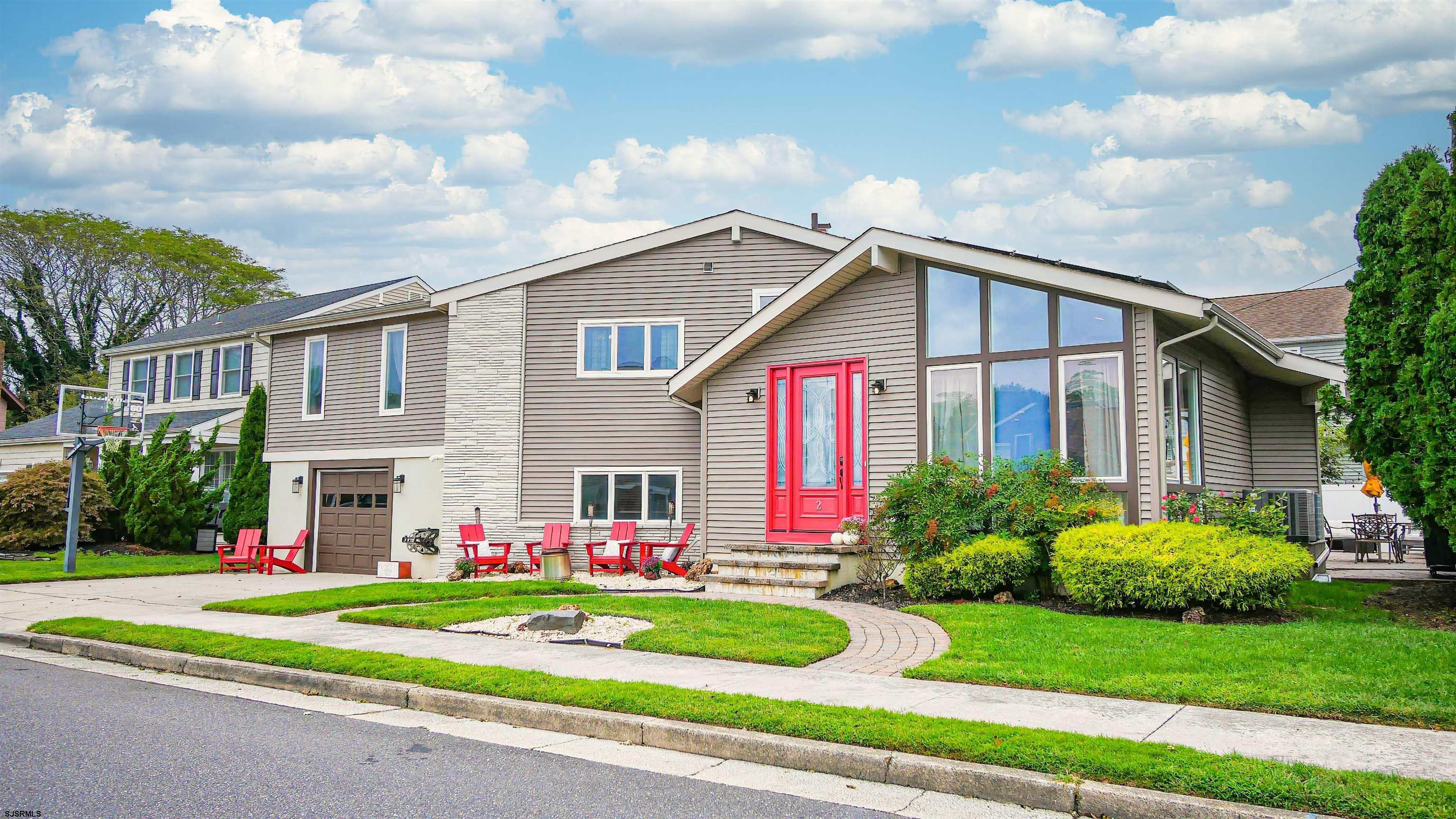 2 Essex Ct