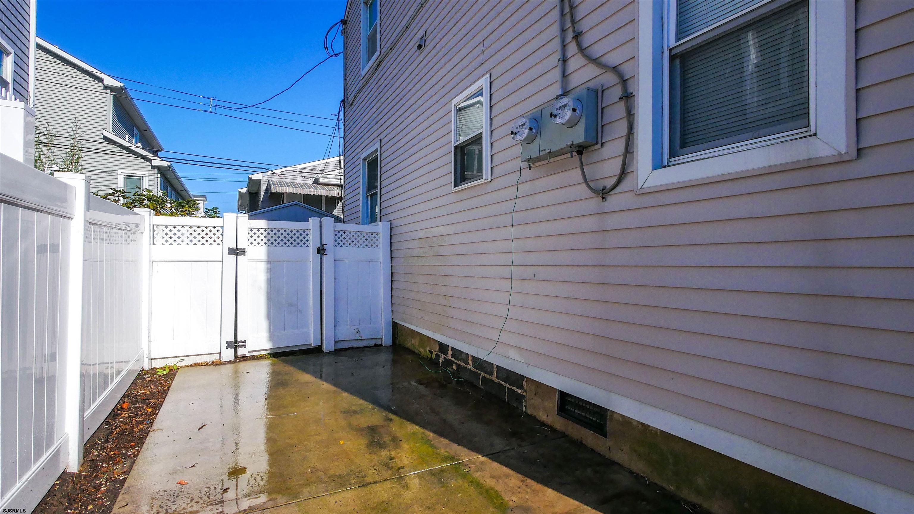 305 N Wilson Ave Unit: A