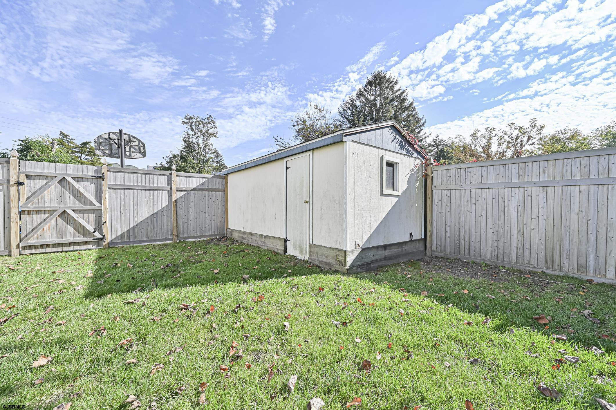 706 N Shore Road