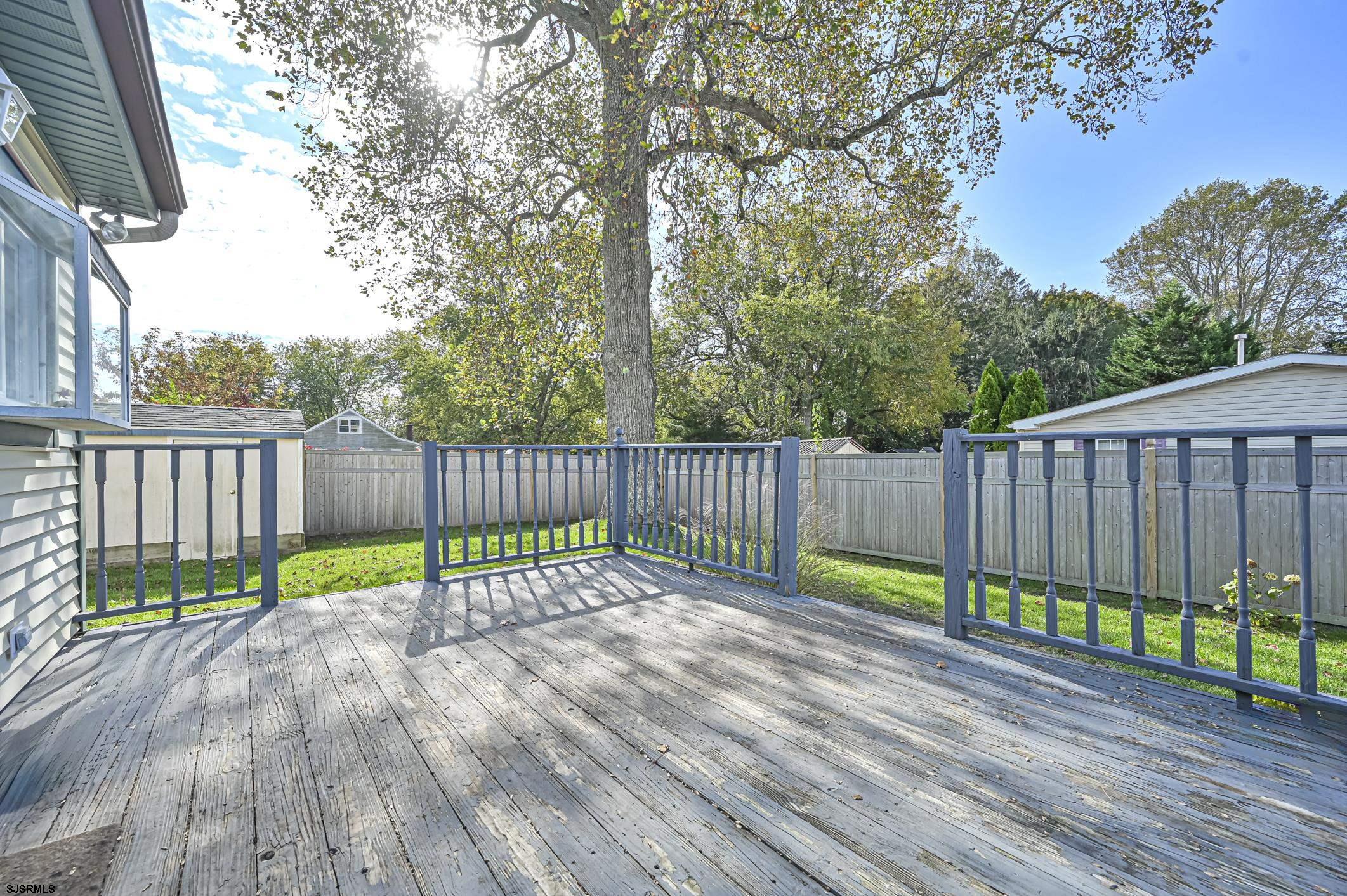 706 N Shore Road