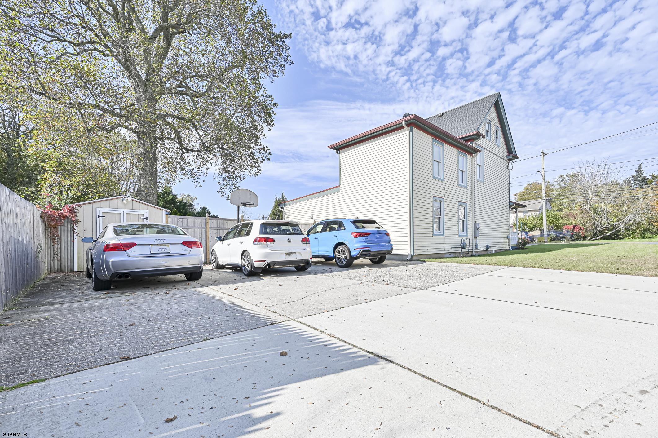 706 N Shore Road