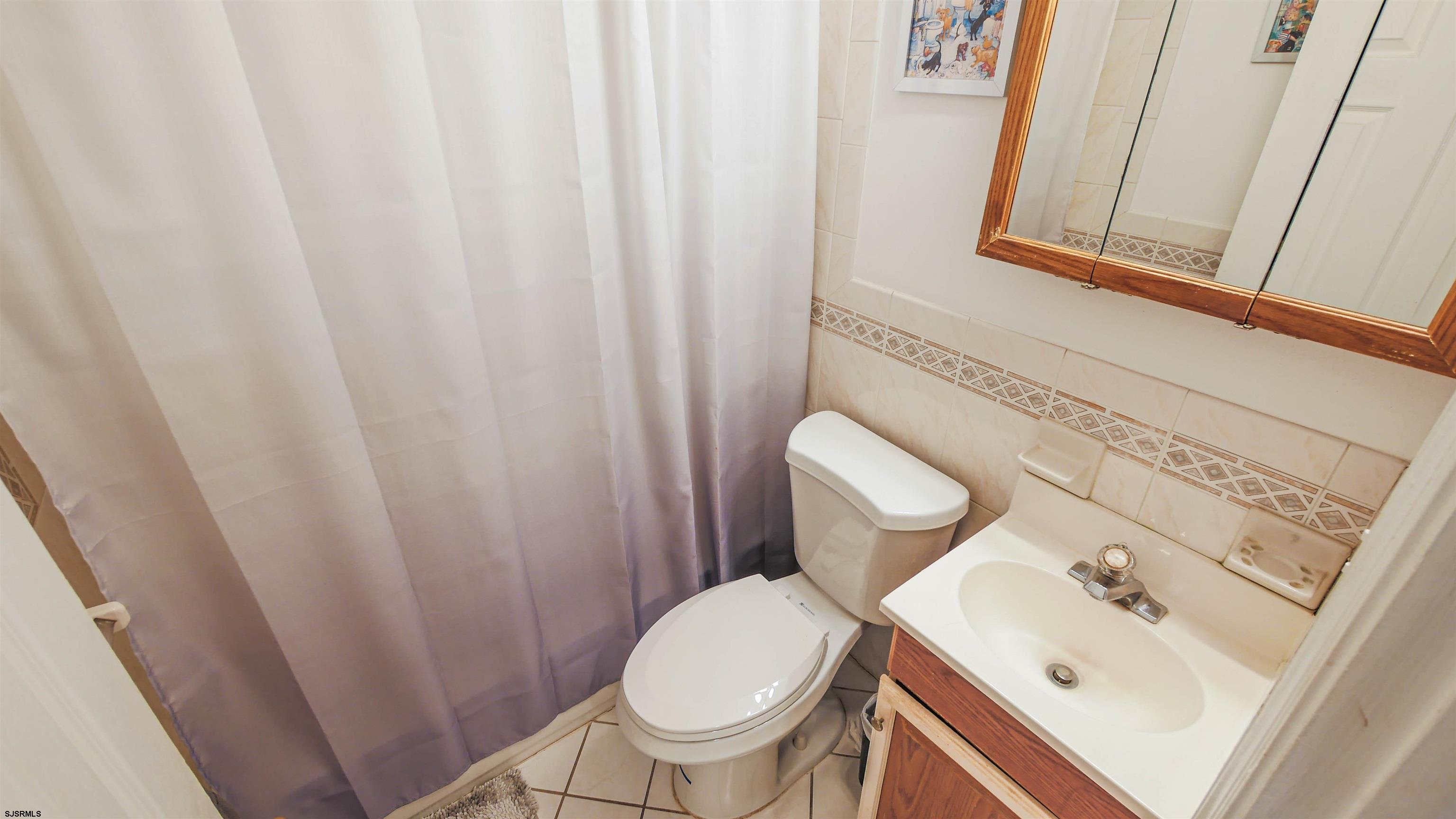 9500-06 Amherst Ave Unit: 8