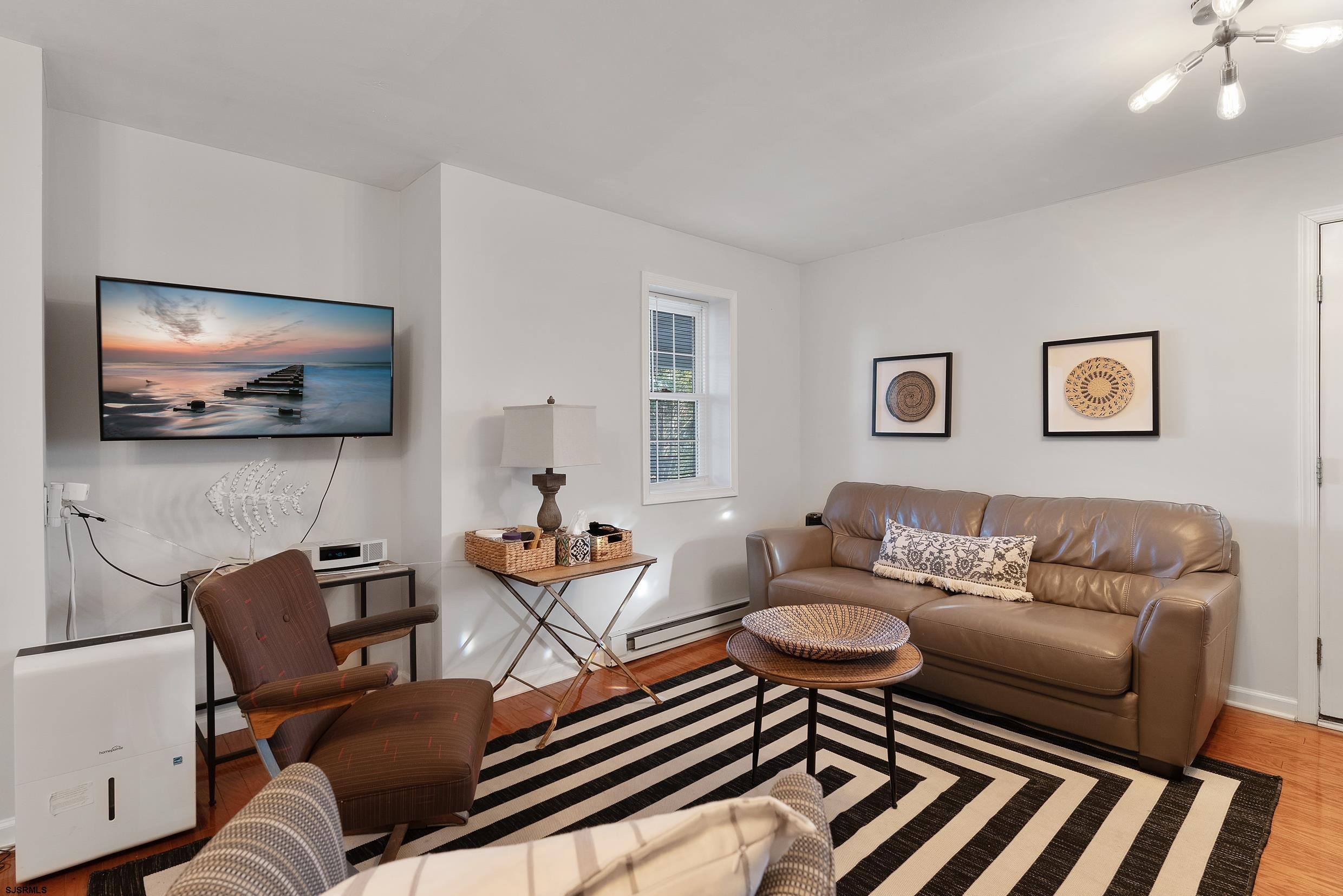 102 Broadway Ave Unit: 2