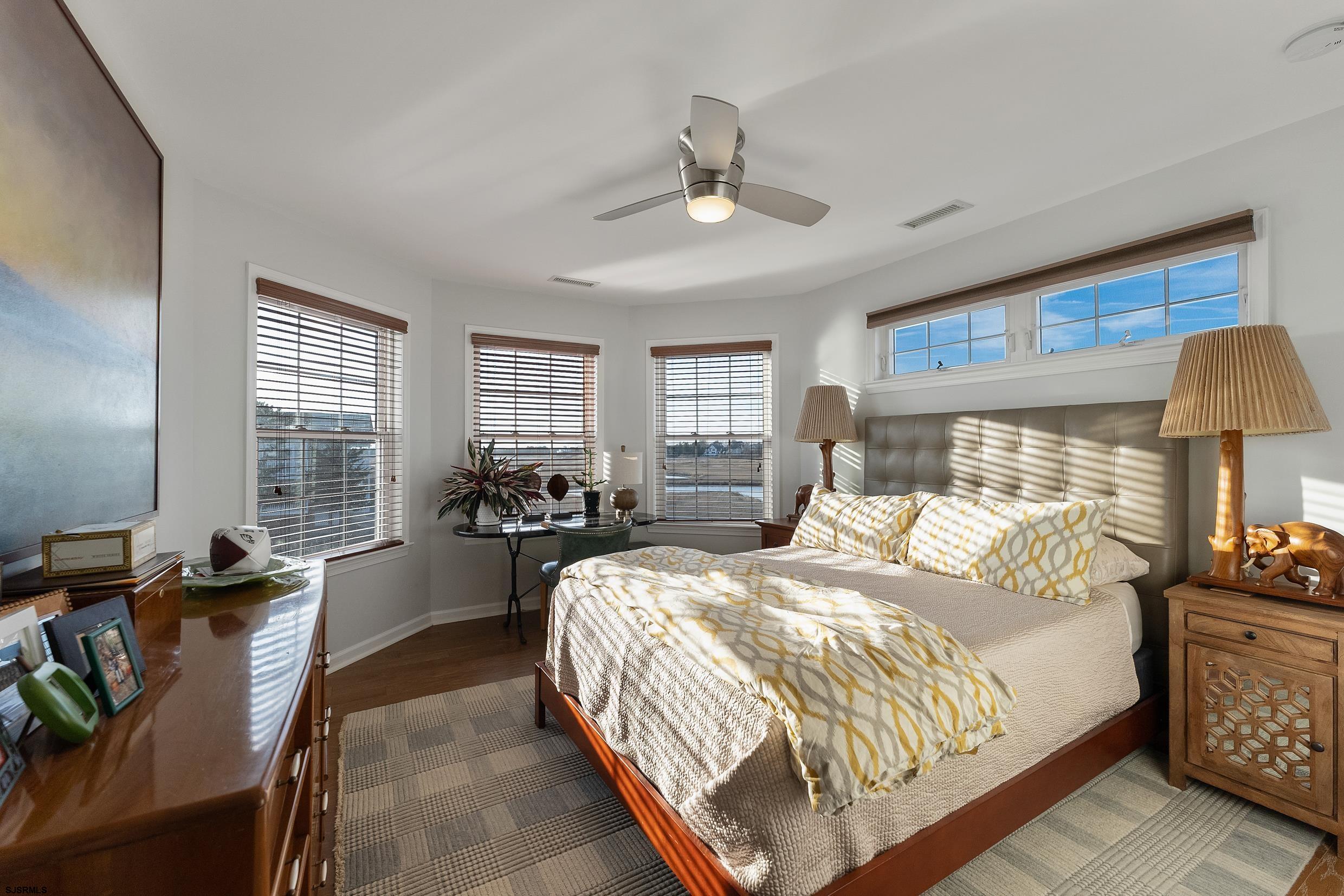 102 Broadway Ave Unit: 2