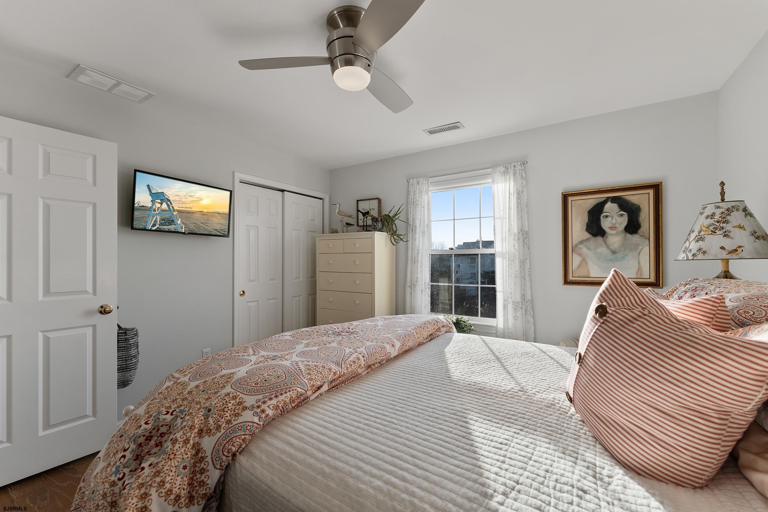 102 Broadway Ave Unit: 2