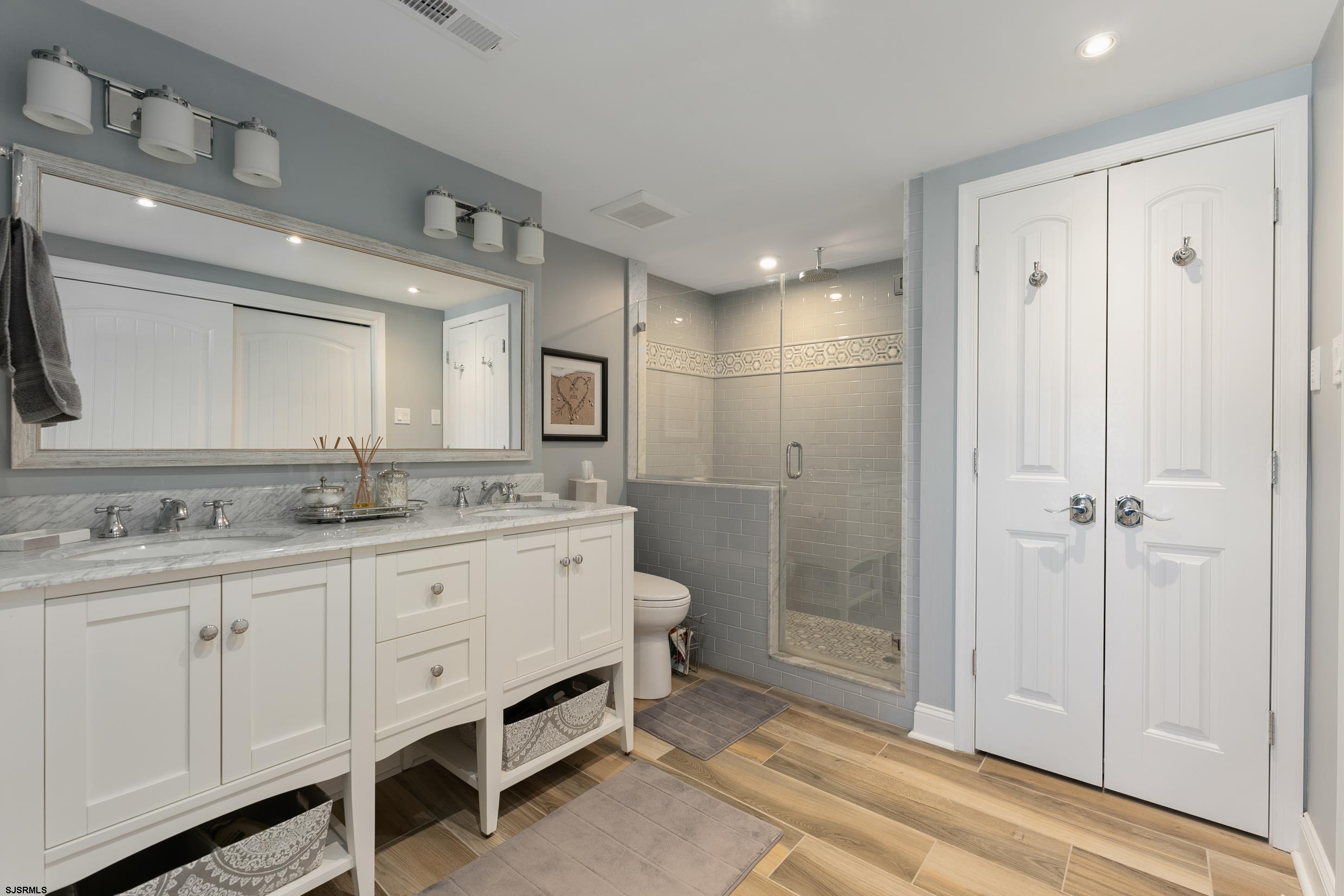 9100 Beach Ave Unit: 1405