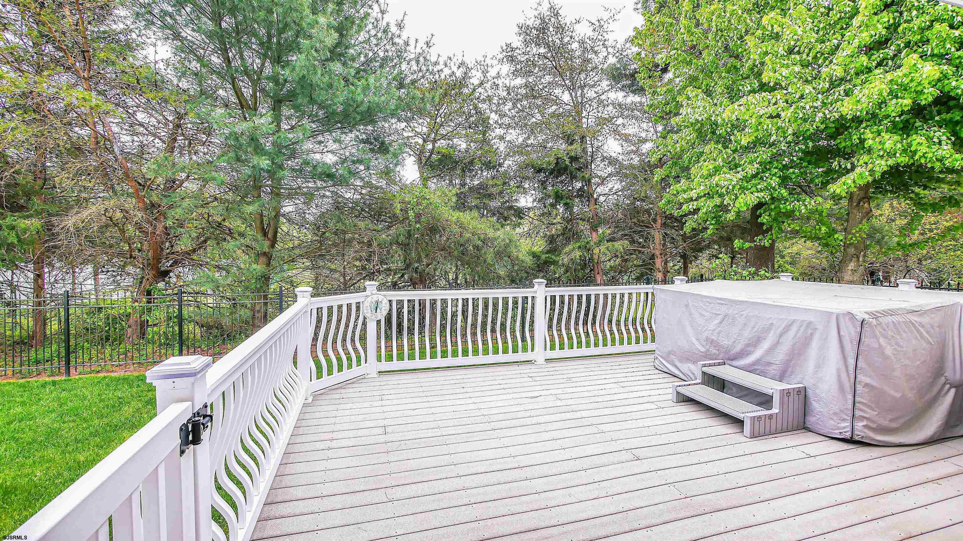 69 Chancellor Park Dr
