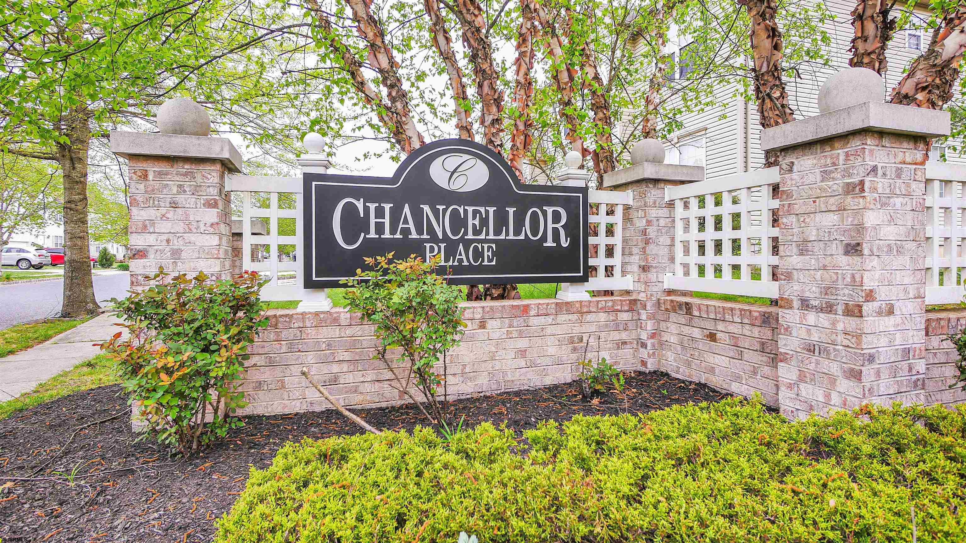 69 Chancellor Park Dr