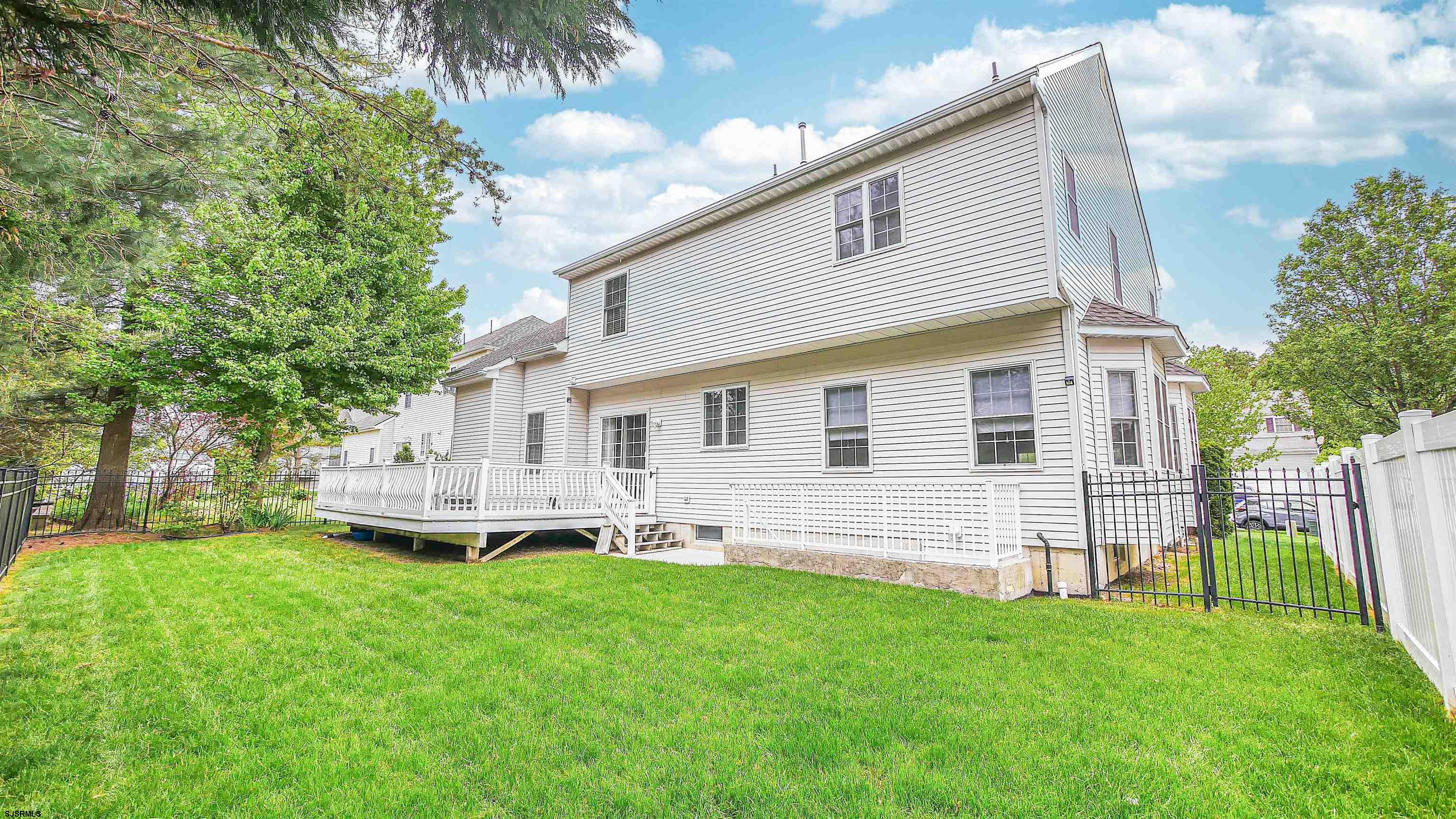 69 Chancellor Park Dr