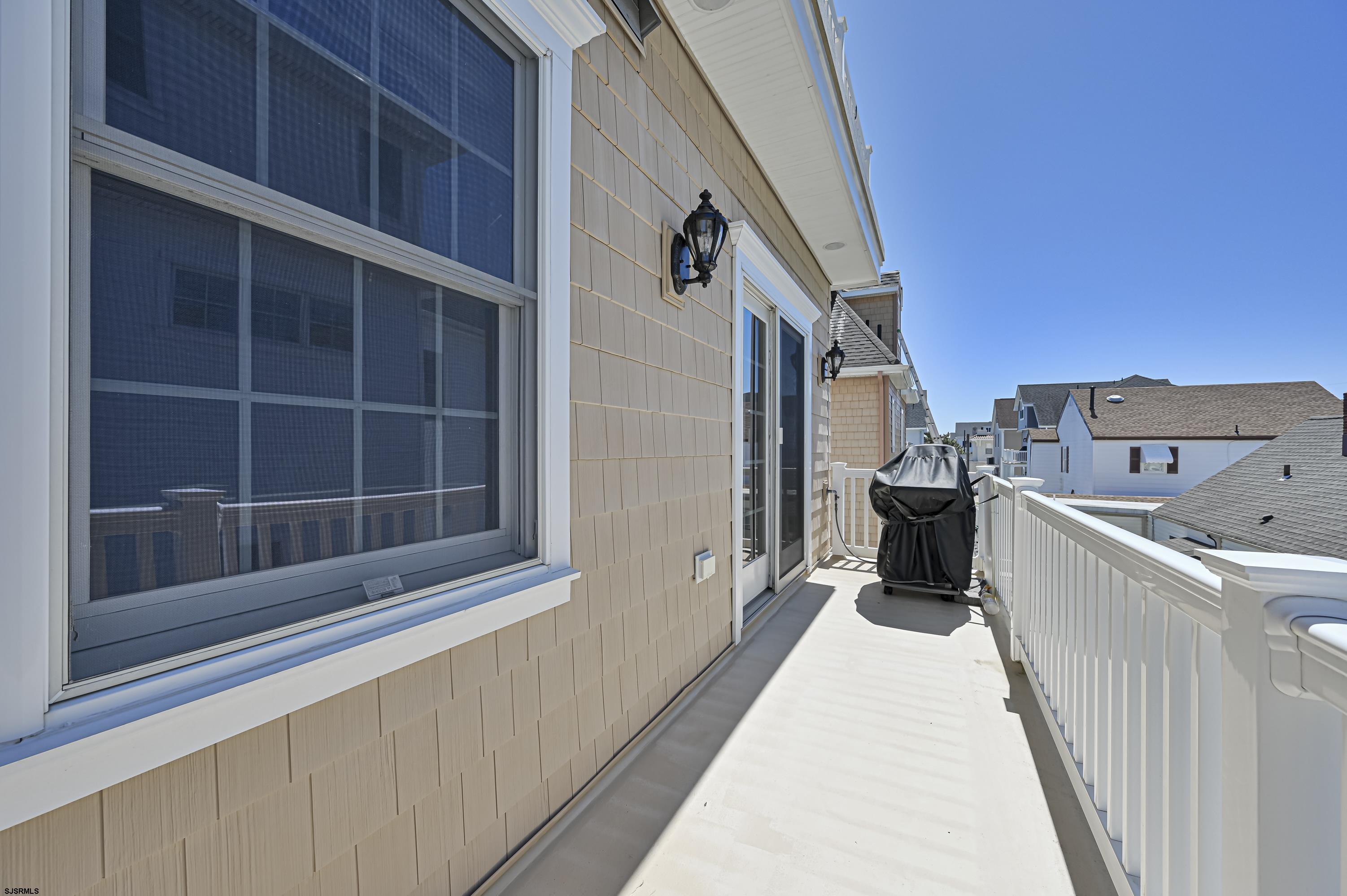 28 N Colgate Ave