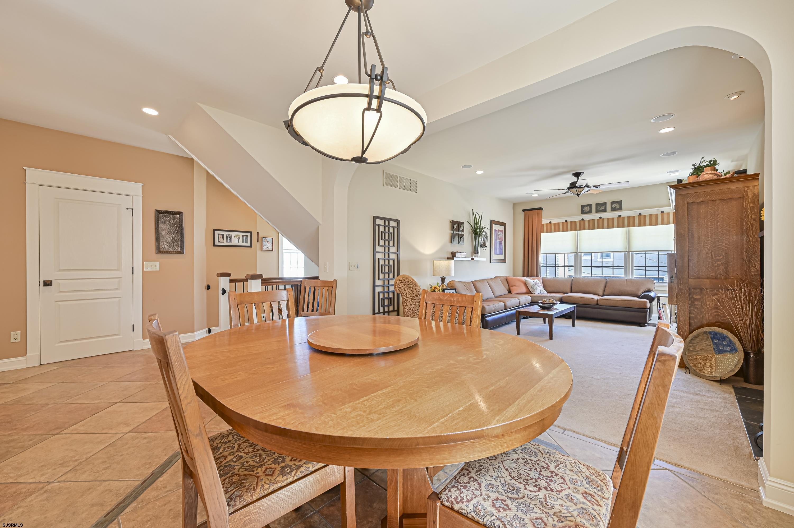 28 N Colgate Ave