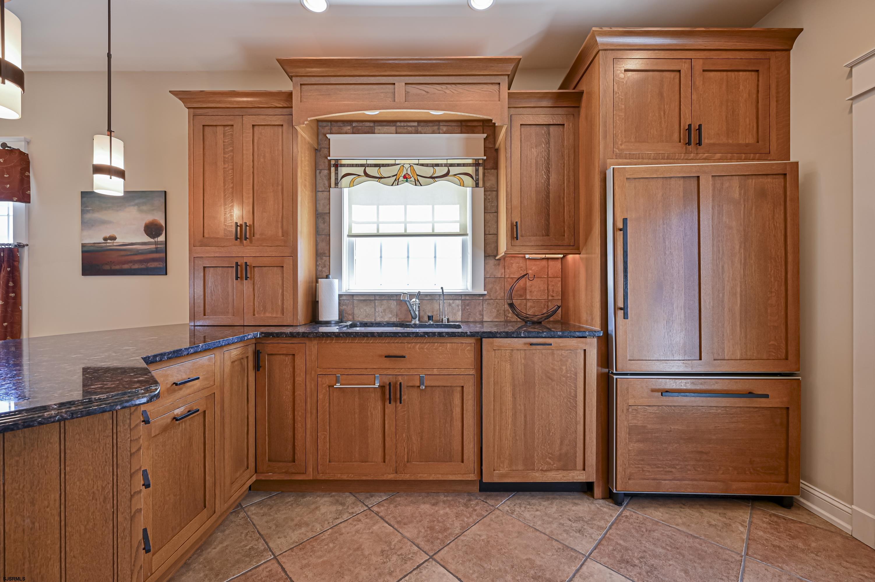 28 N Colgate Ave
