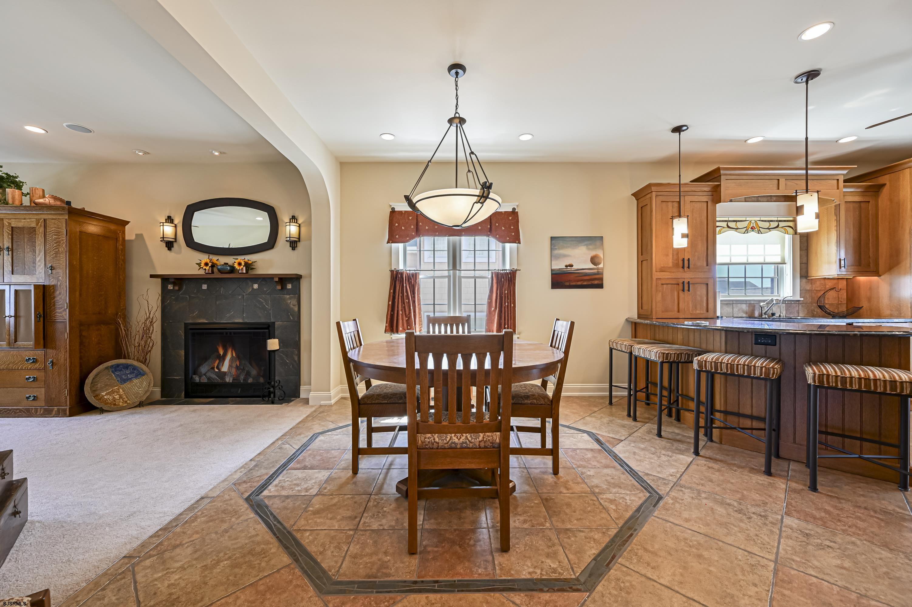 28 N Colgate Ave