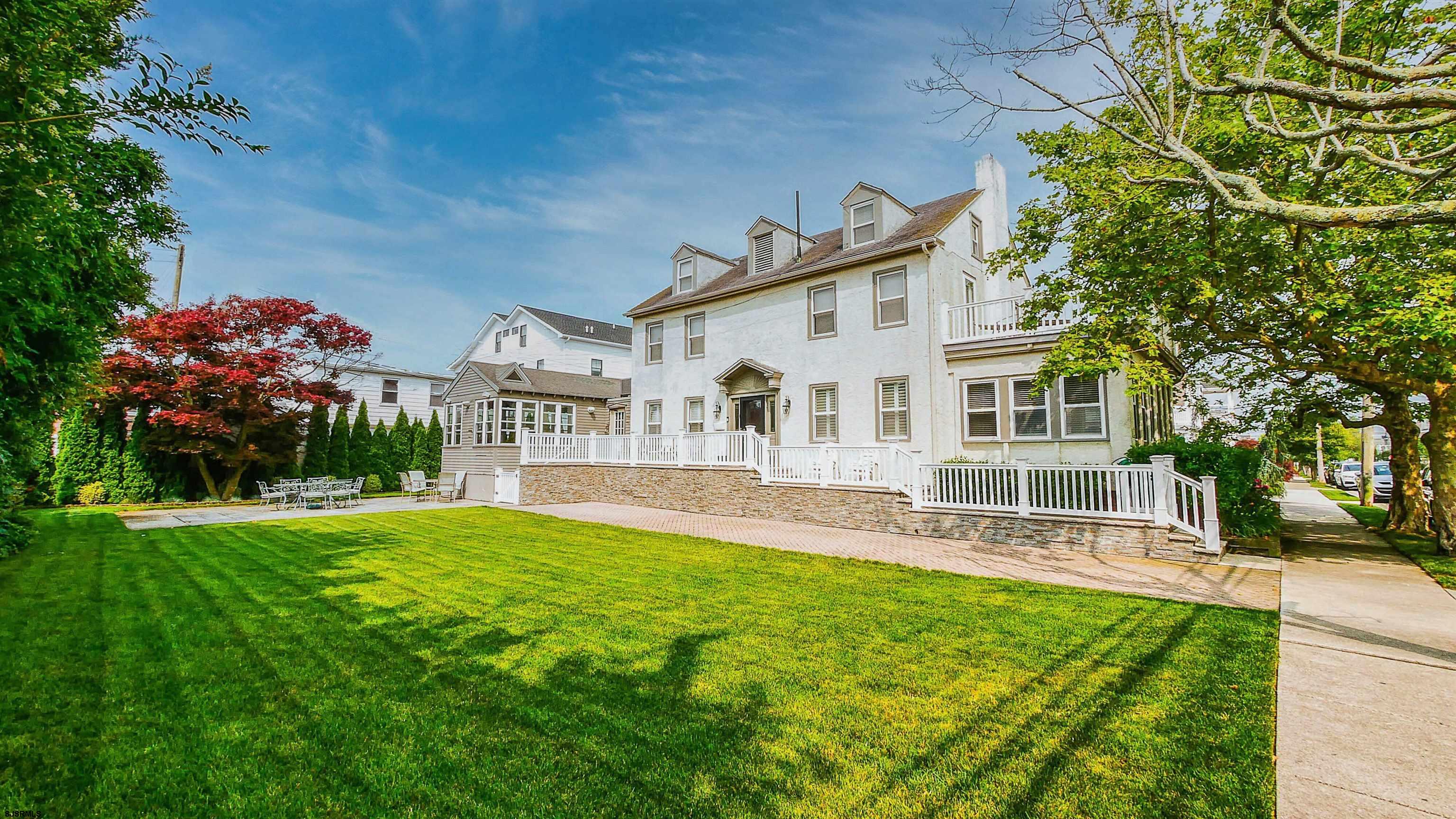 8 N Lancaster Ave