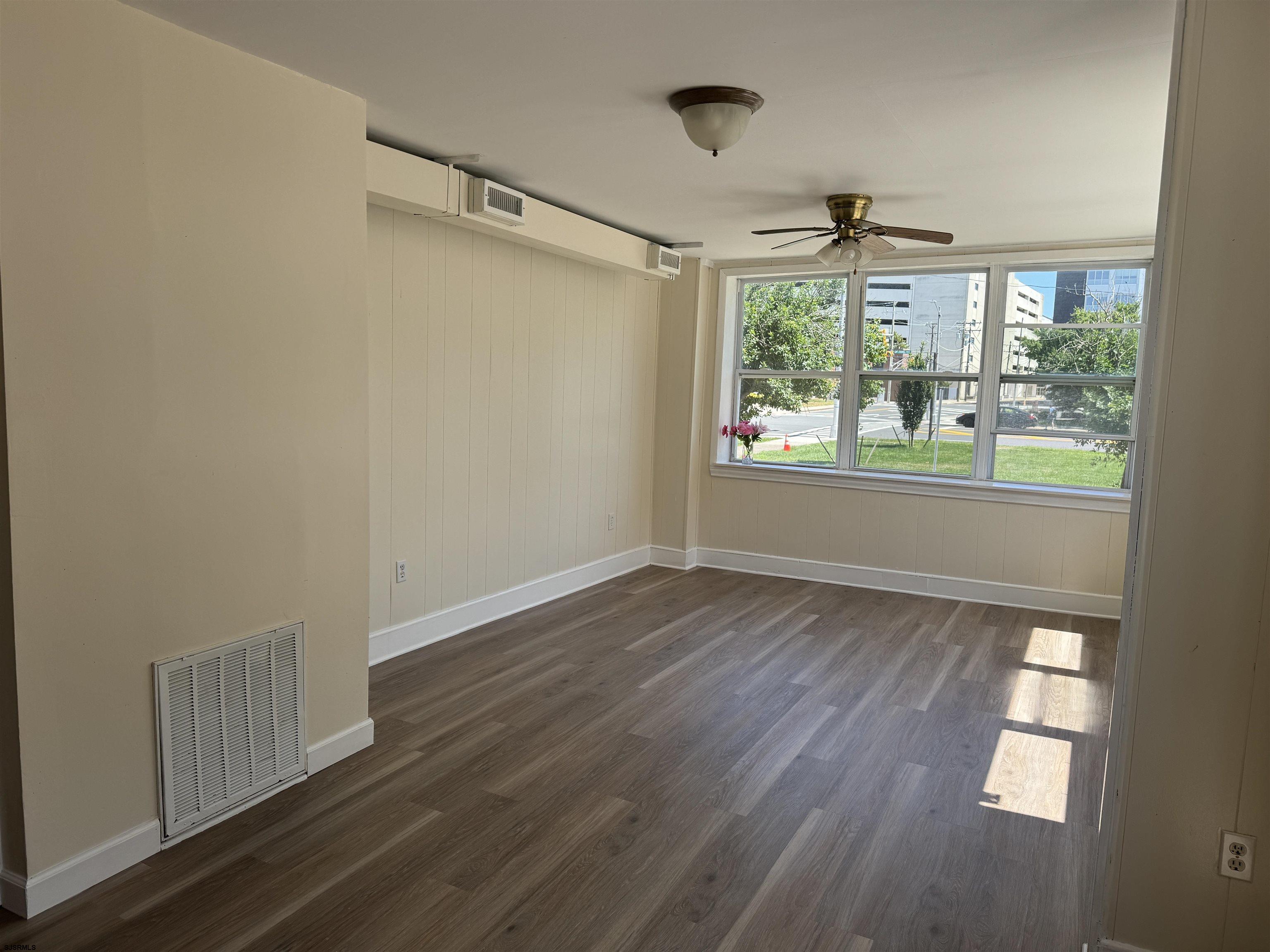 3501 Ventnor #A-2 Ave Unit: A-2