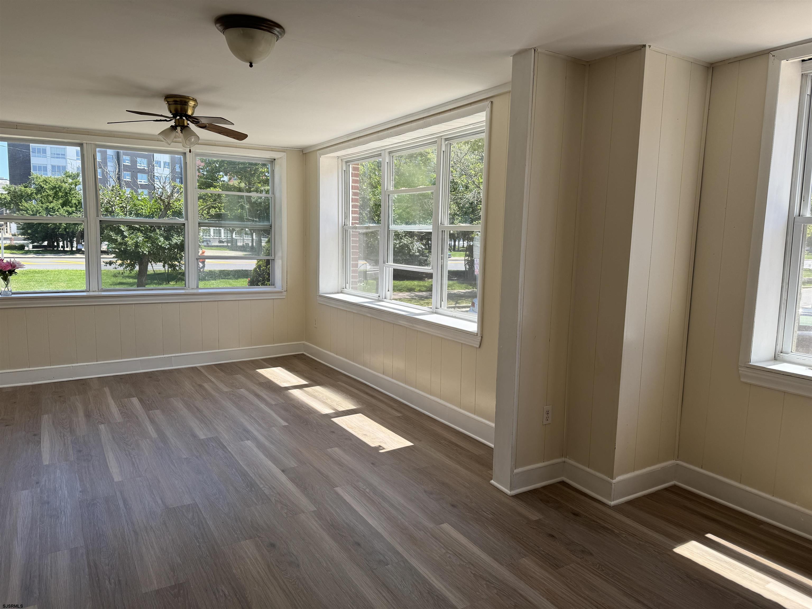 3501 Ventnor #A-2 Ave Unit: A-2