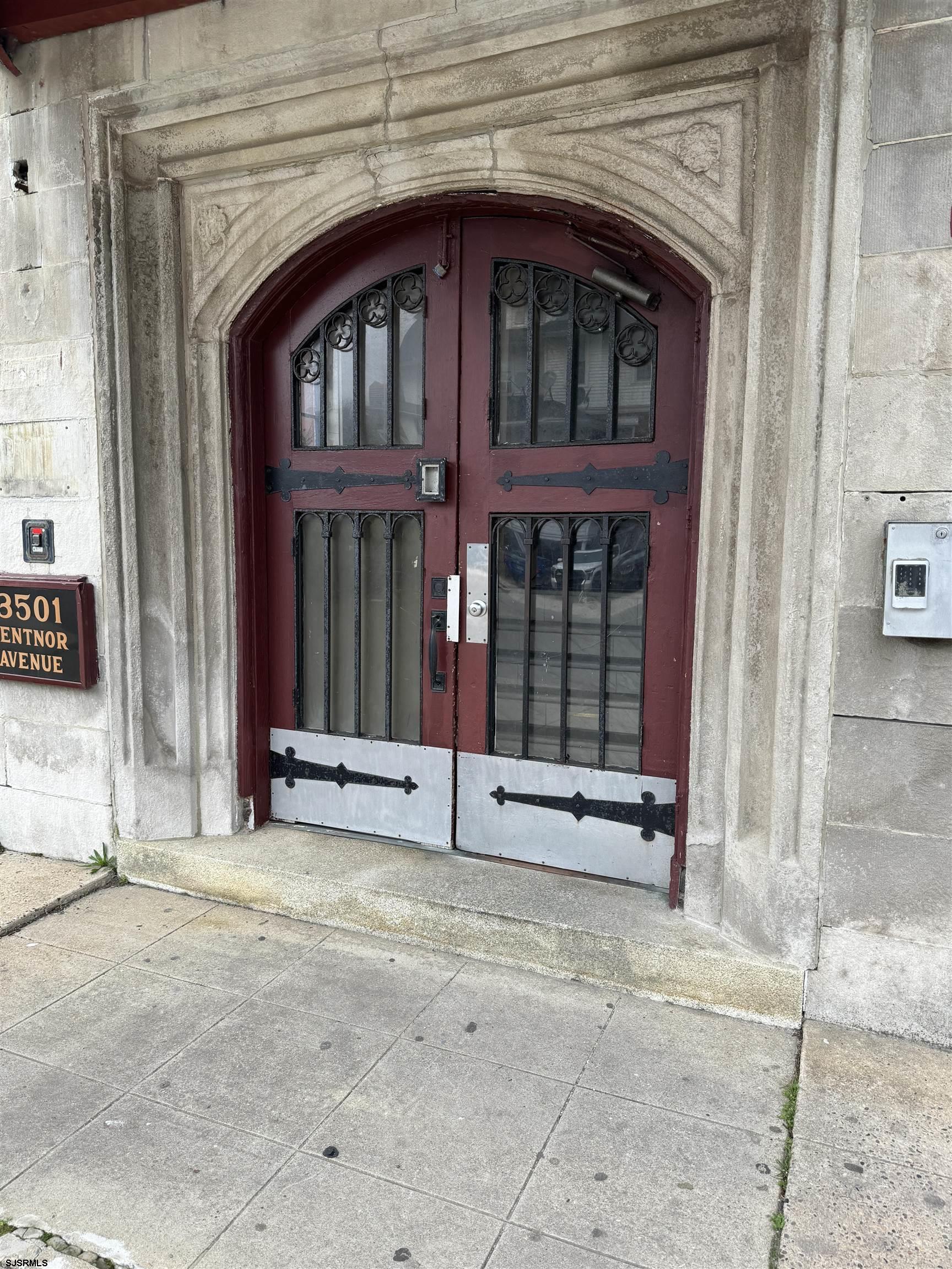 3501 Ventnor #A-2 Ave Unit: A-2